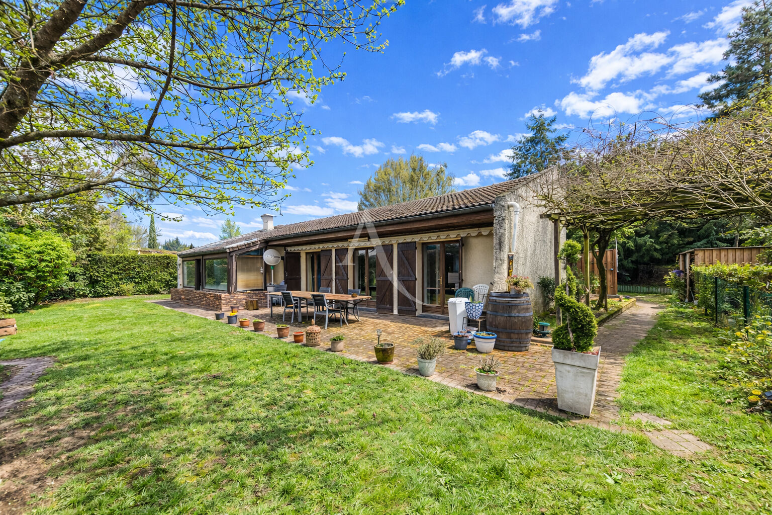 Agence immobilière de L'Adresse LATITUDE IMMOBILIER - LATITUDE IMMOBILIER - Agence de CHEVRY