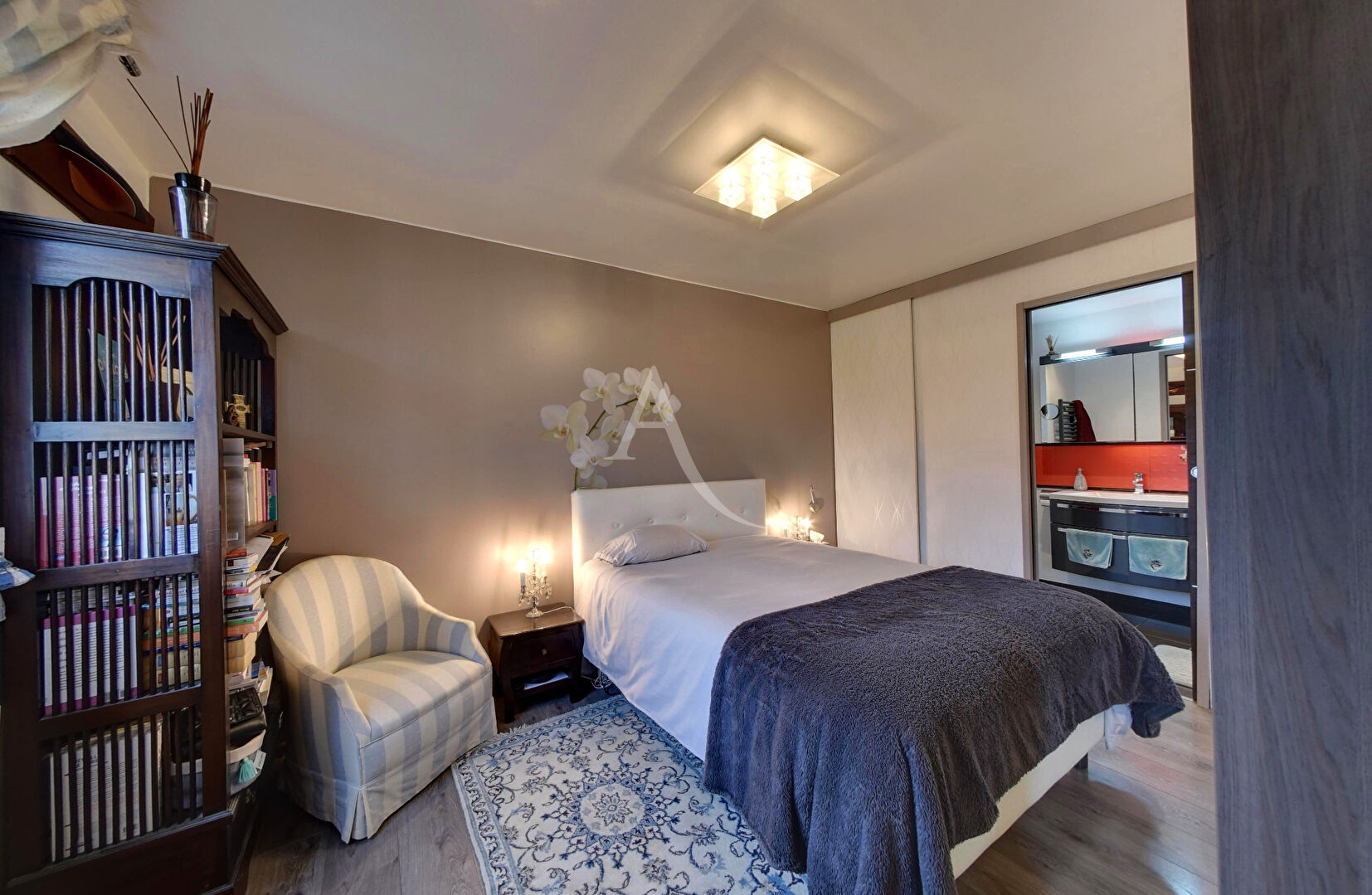 Photo Appartement TRIPLEX CHEVRY COSSIGNY - 4 pièces 82 m2 avec garage et jardin. image 4/6