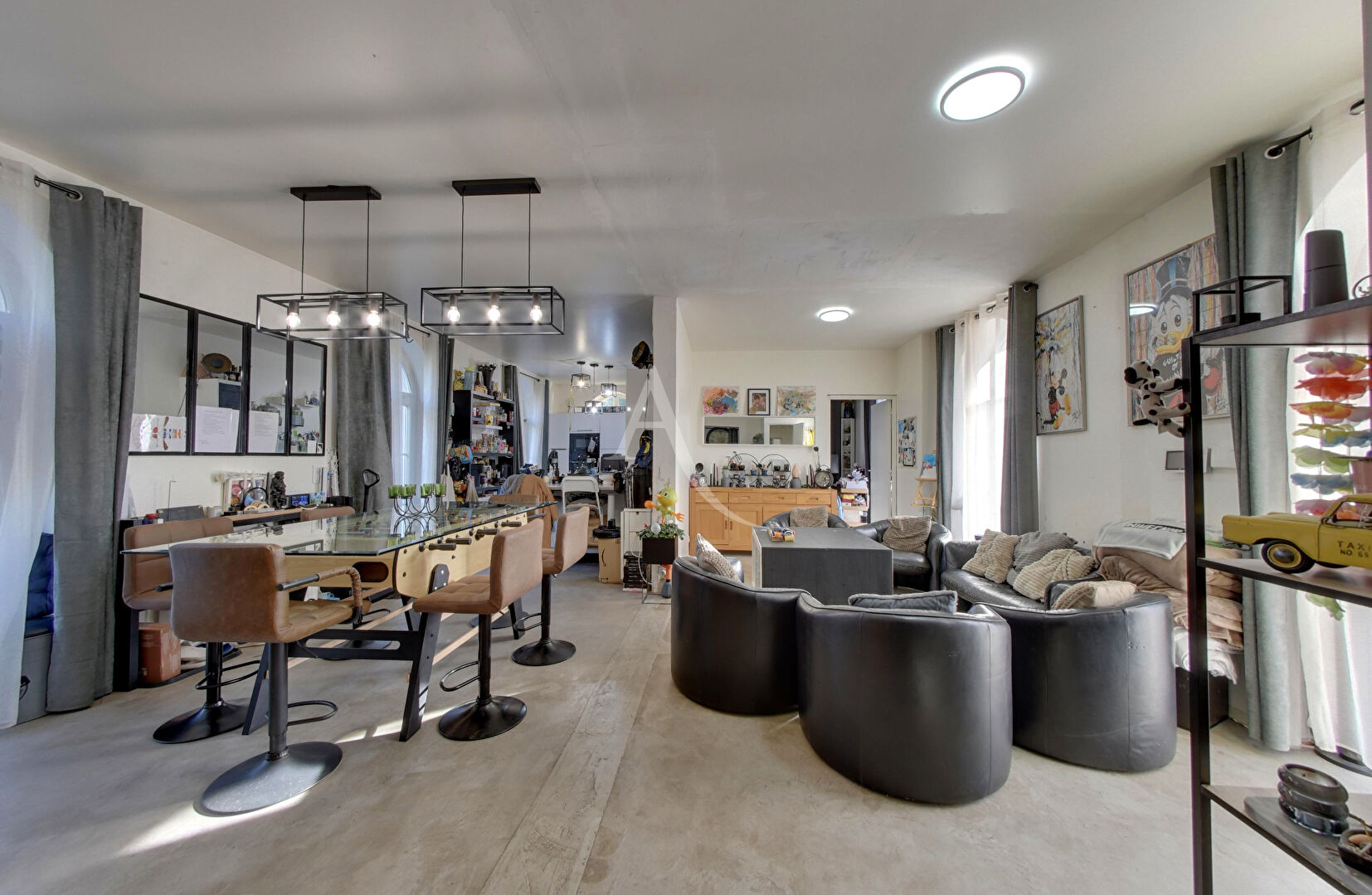 Photo Maison de caractère 6 pièces 172 m² sur cave totale CHEVRY COSSIGNY image 3/6