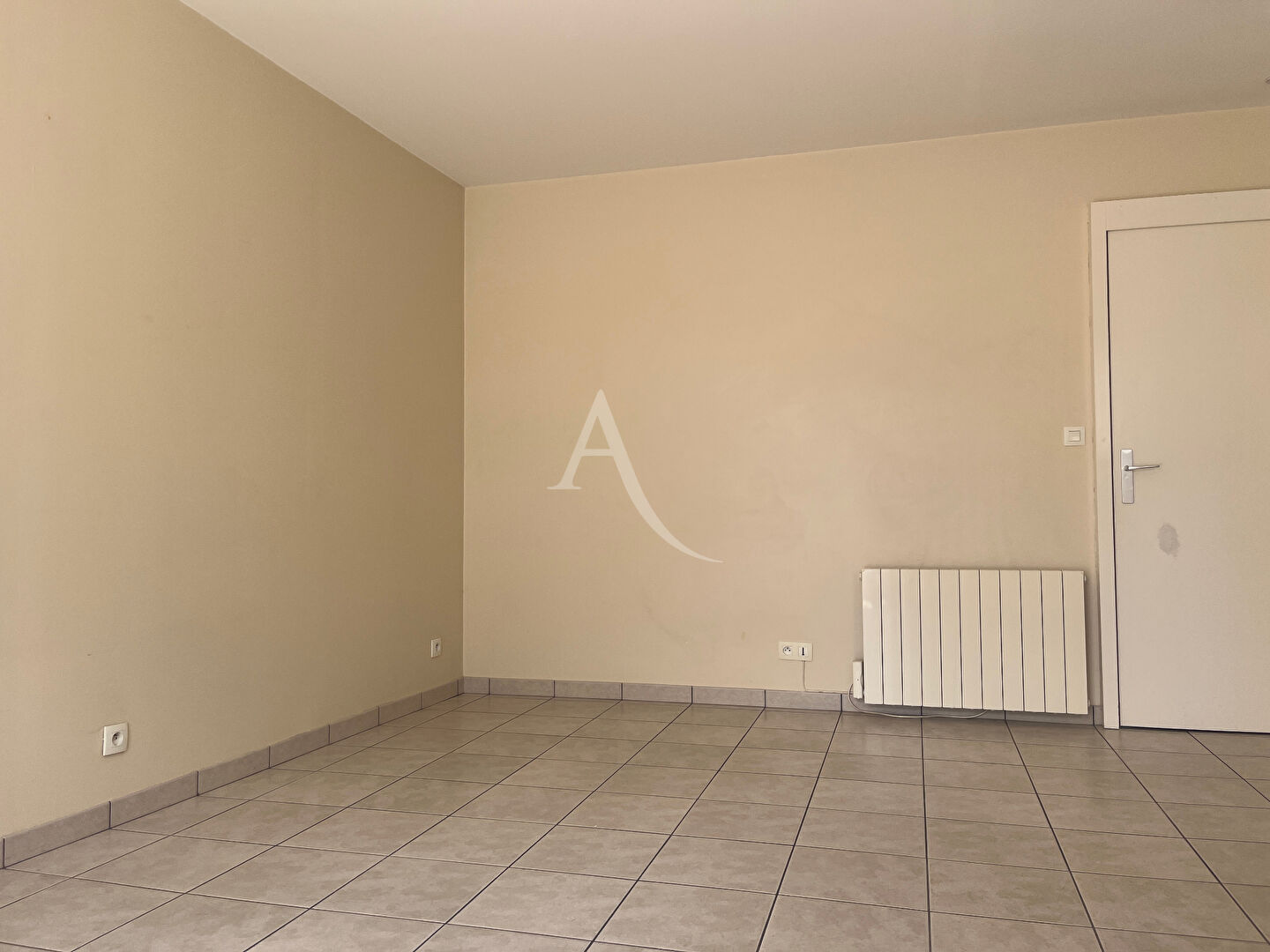 Photo Ensemble immobilier - 2 appts T2 + garage image 5/6