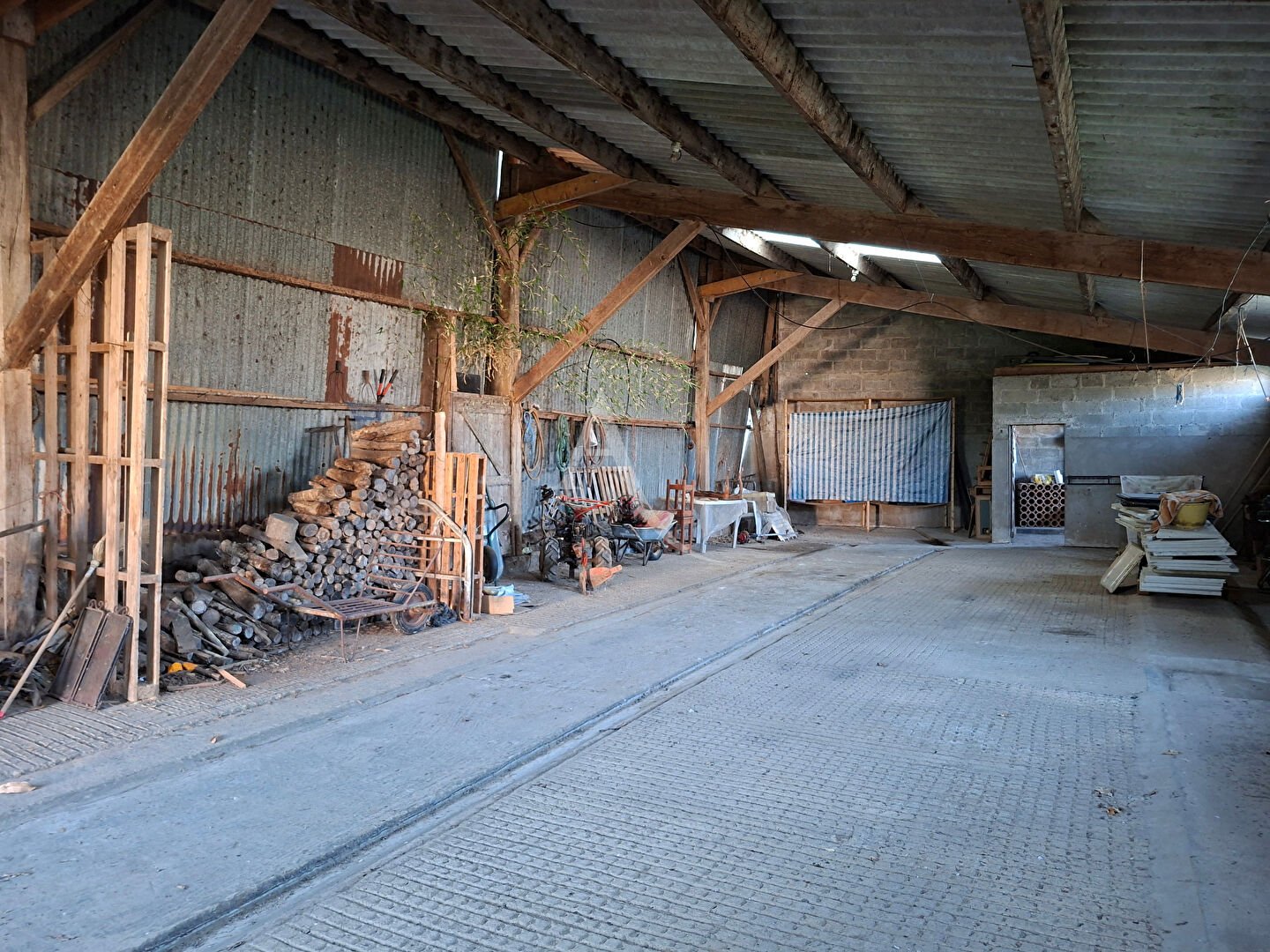 Photo HANGAR image 3/5