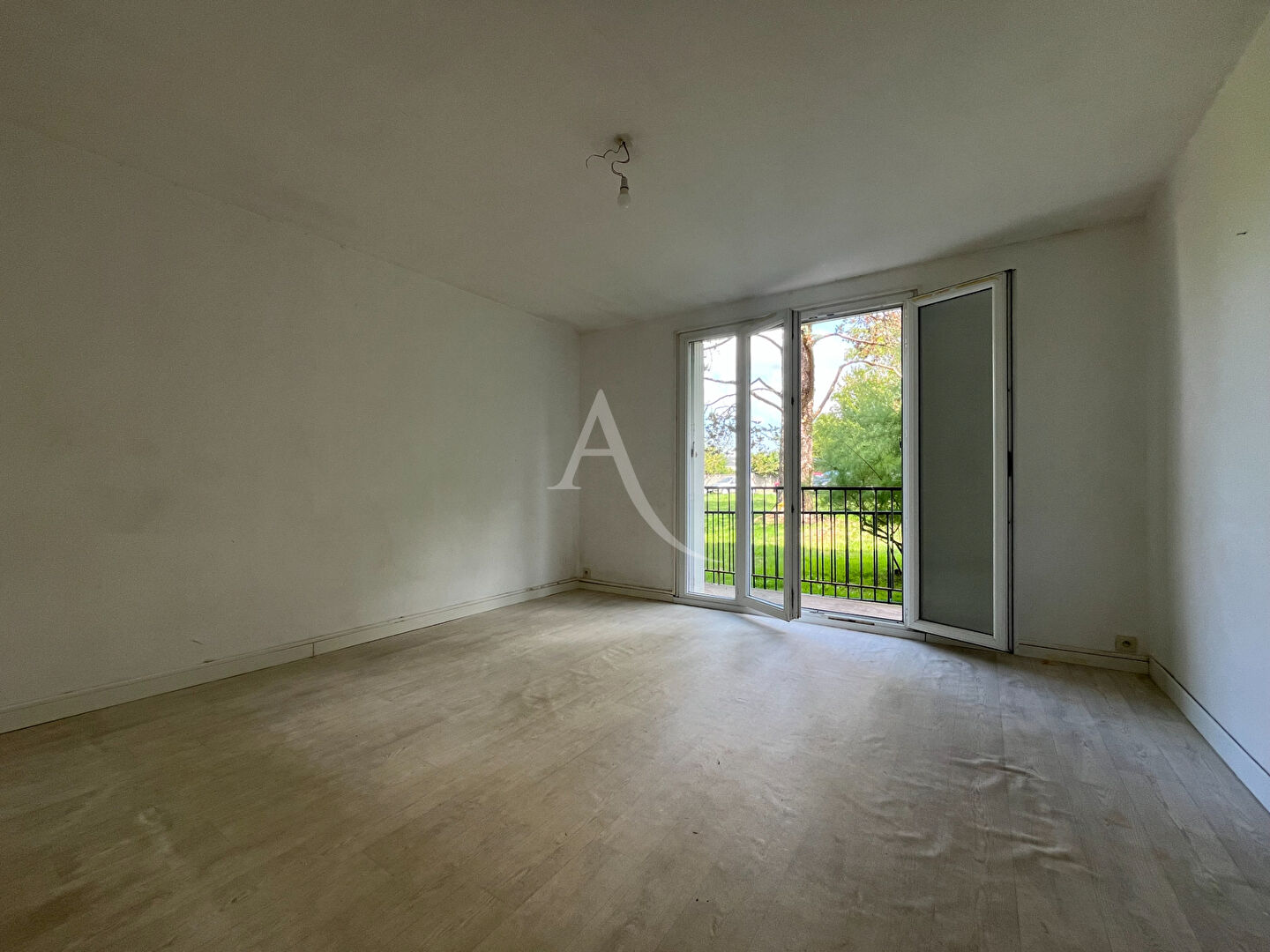 Photo Appartement NANTES ERAUDIERE - 4 pièce(s) image 2/6