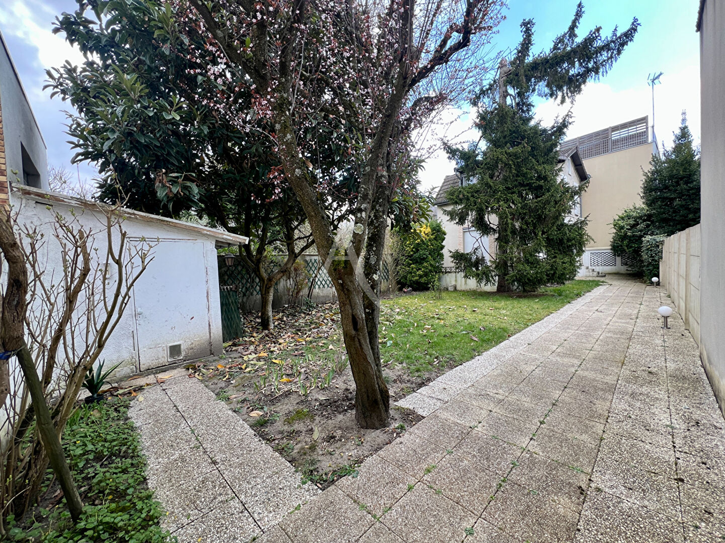 Agence immobilière de L'Adresse  FONTENAY - L'ADRESSE FONTENAY