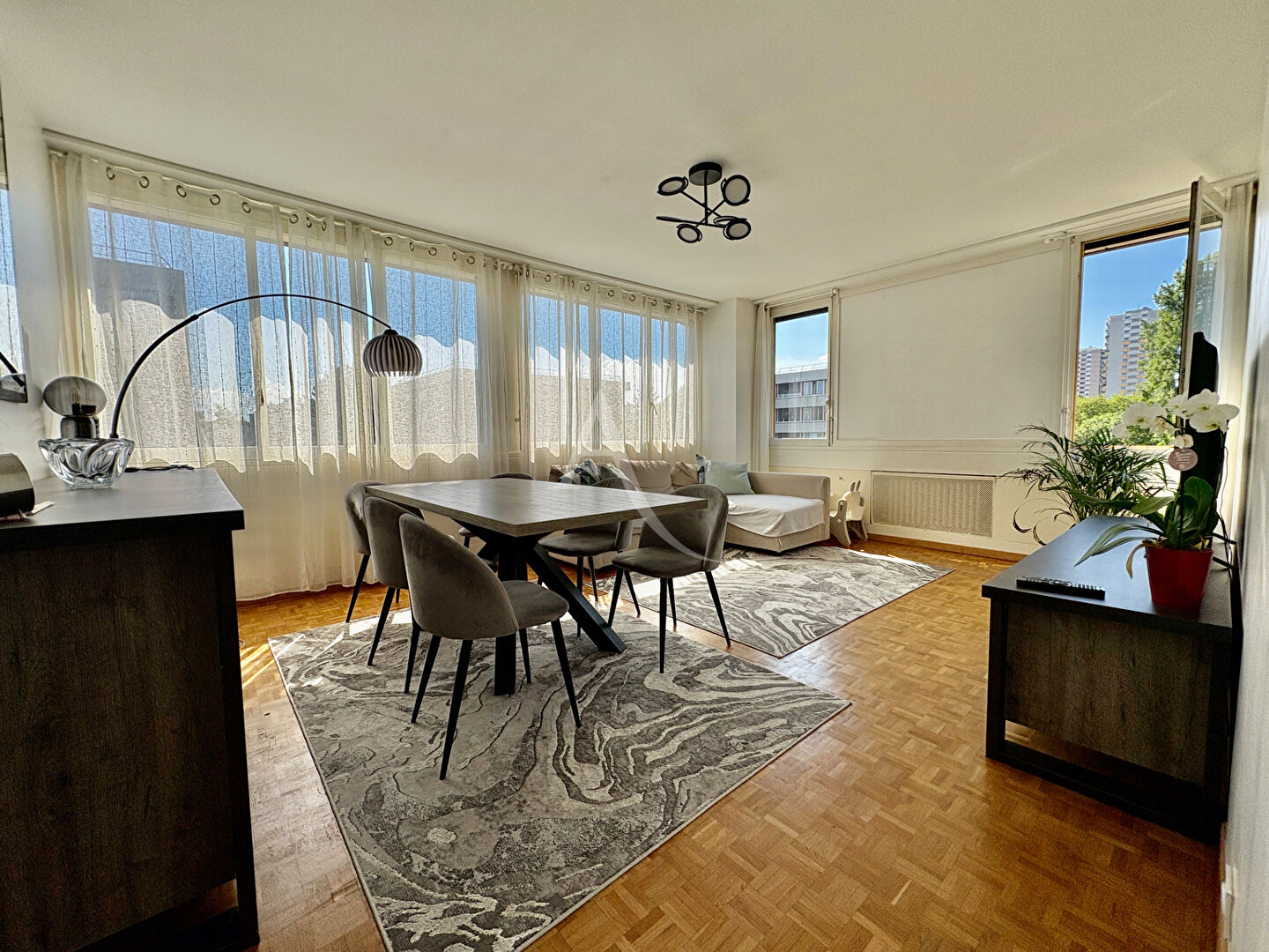 Agence immobilière de L'Adresse  FONTENAY - L'ADRESSE FONTENAY