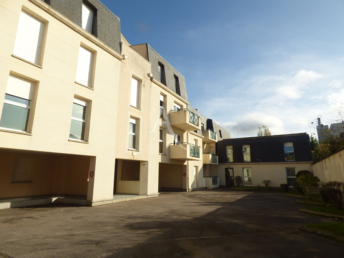 Agence immobilière de L'Adresse Pierre et Patrimoine - Evreux - Pierre et Patrimoine Evreux