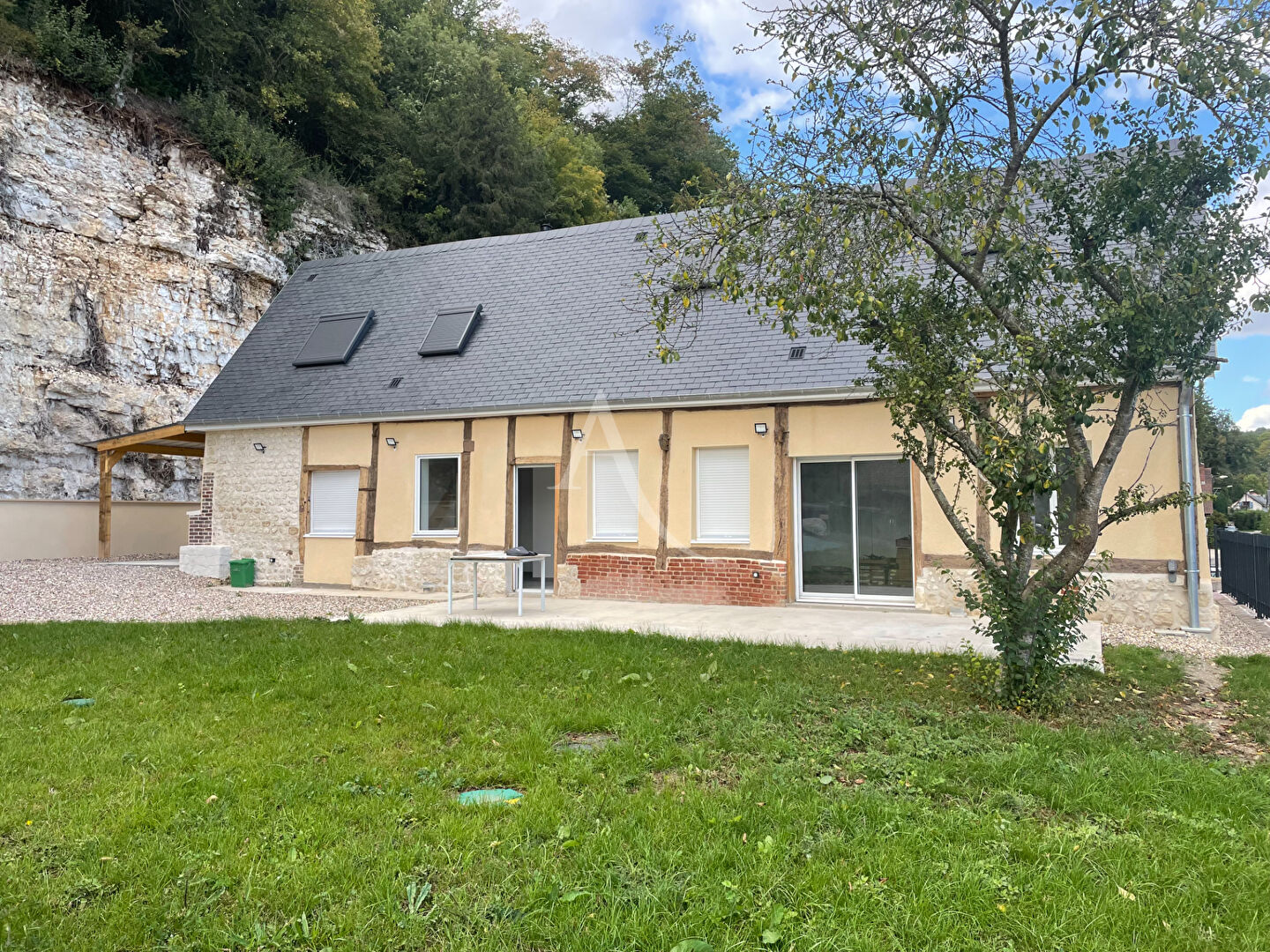 Agence immobilière de L'Adresse Pierre et Patrimoine - Evreux - Pierre et Patrimoine Evreux