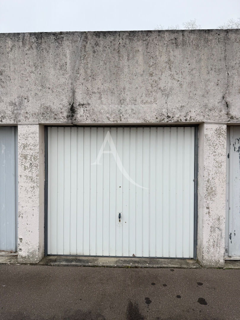 Garage à louer - Secteur NETREVILLE