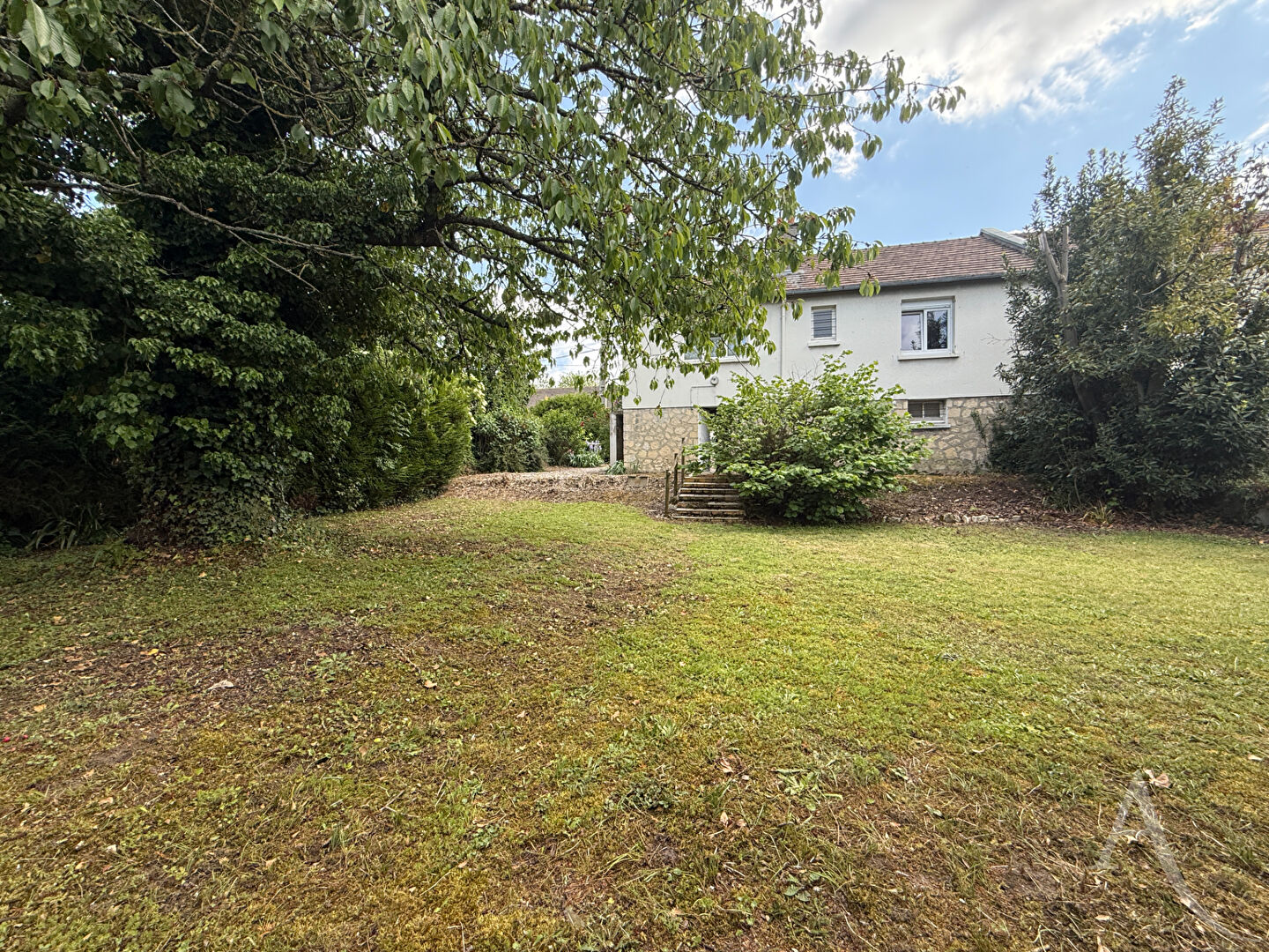 Agence immobilière de L'Adresse  AGENCE CAENNAISE - L'ADRESSE AGENCE CAENNAISE