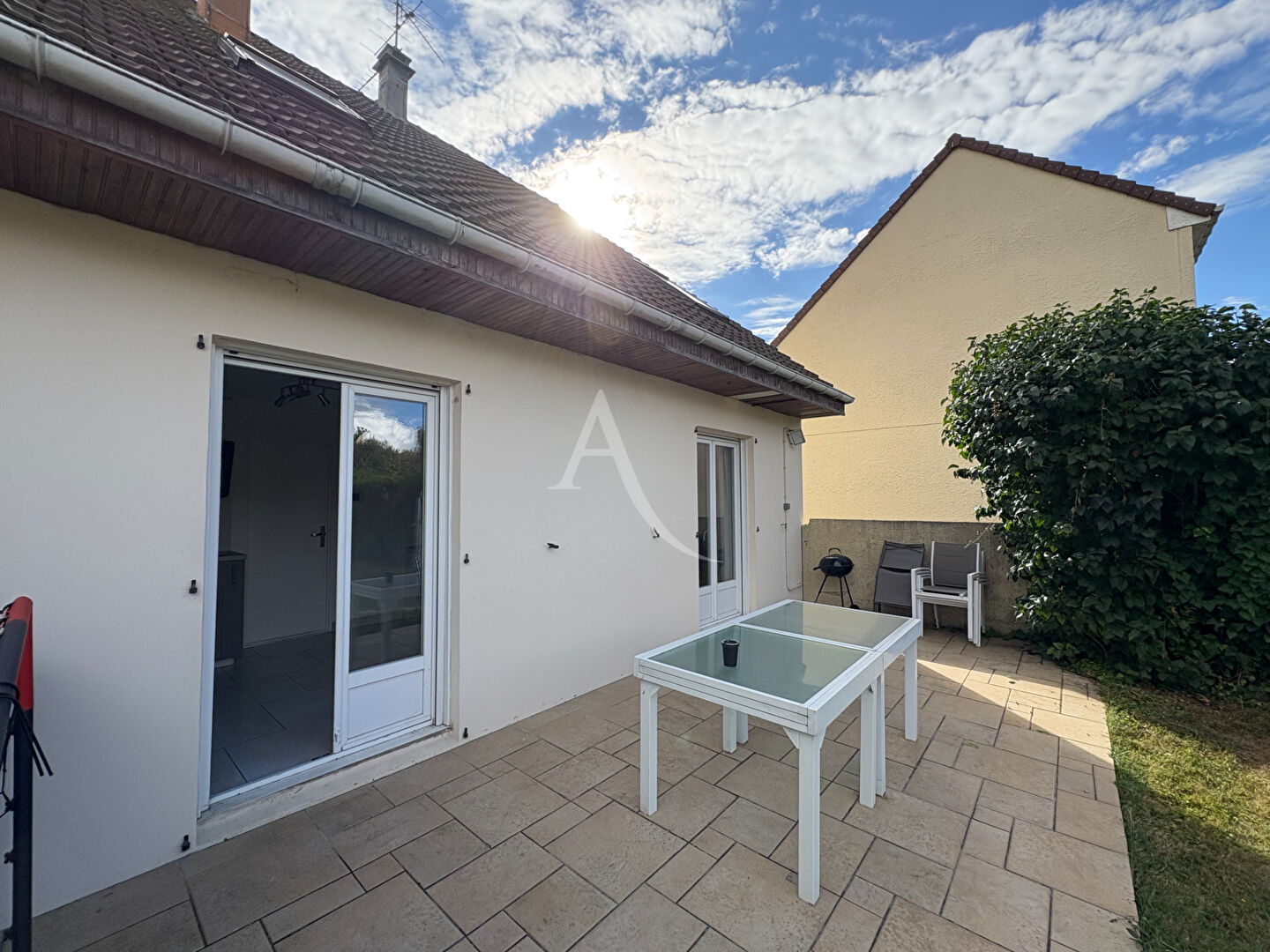 Agence immobilière de L'Adresse  AGENCE CAENNAISE - L'ADRESSE AGENCE CAENNAISE