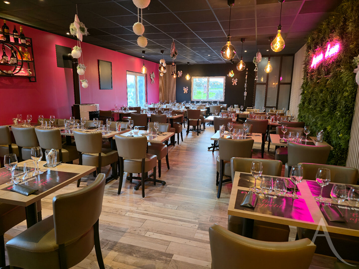 Fonds de commerce Restaurant et ensemble immobilier