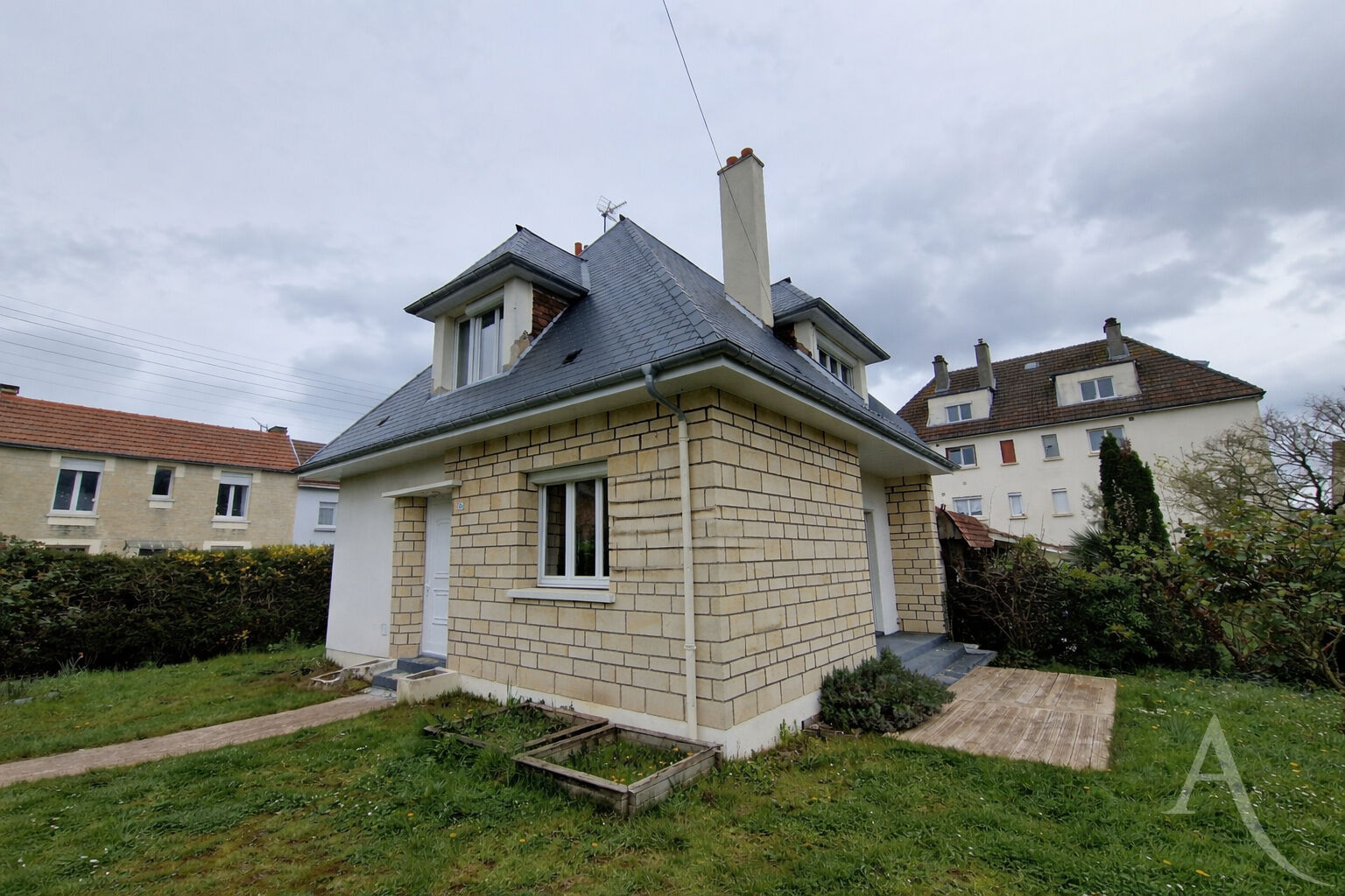 Agence immobilière de L'Adresse  AGENCE CAENNAISE - L'ADRESSE AGENCE CAENNAISE