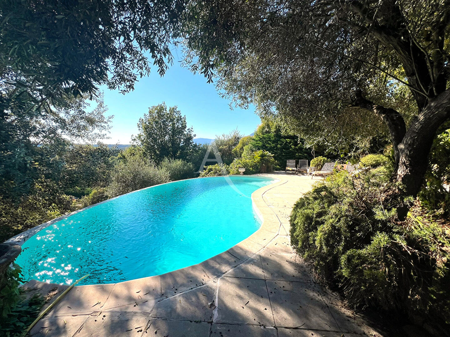 Agence immobilière de L'ADRESSE CABINET ROULLAND - L'Adresse Cagnes sur Mer