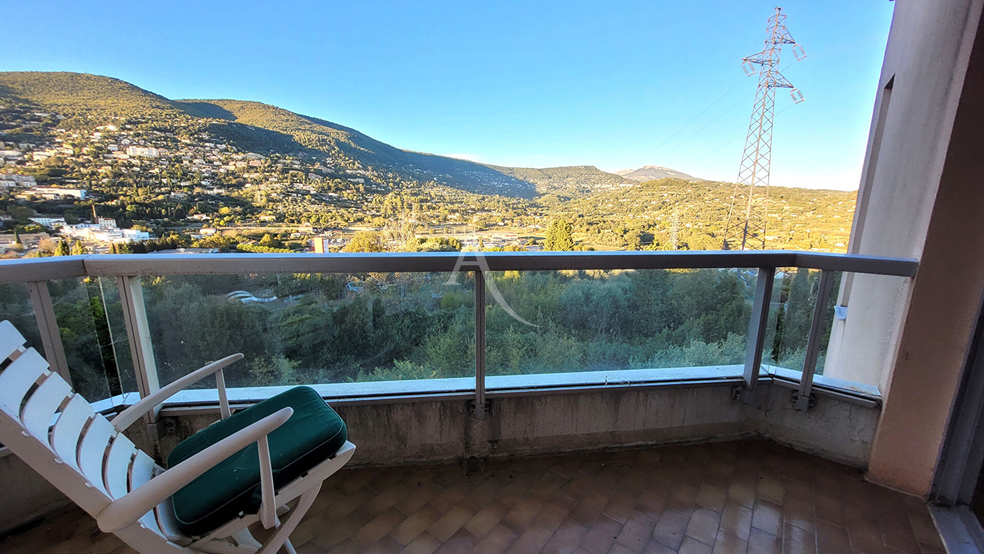 Photo Appartement Grasse 4 pièces 105.66 m2, piscine et tennis image 2/6