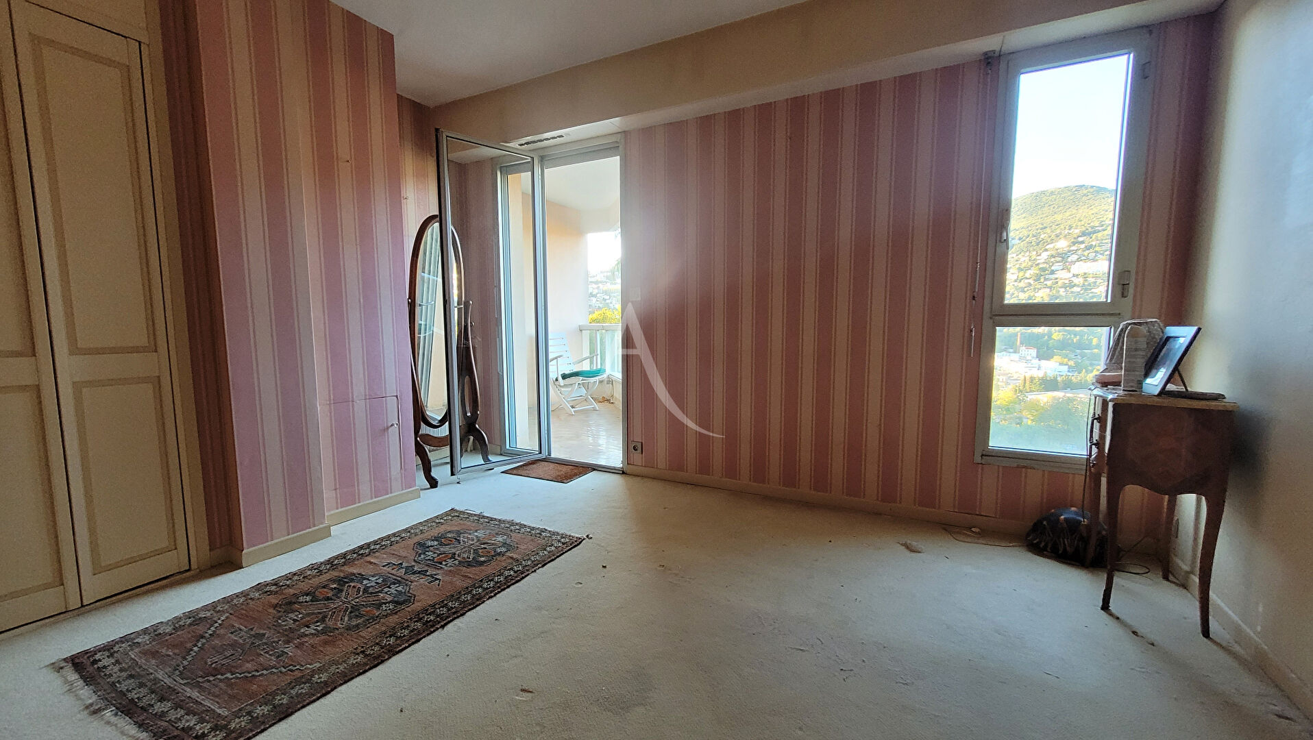 Photo Appartement Grasse 4 pièces 105.66 m2, piscine et tennis image 5/6