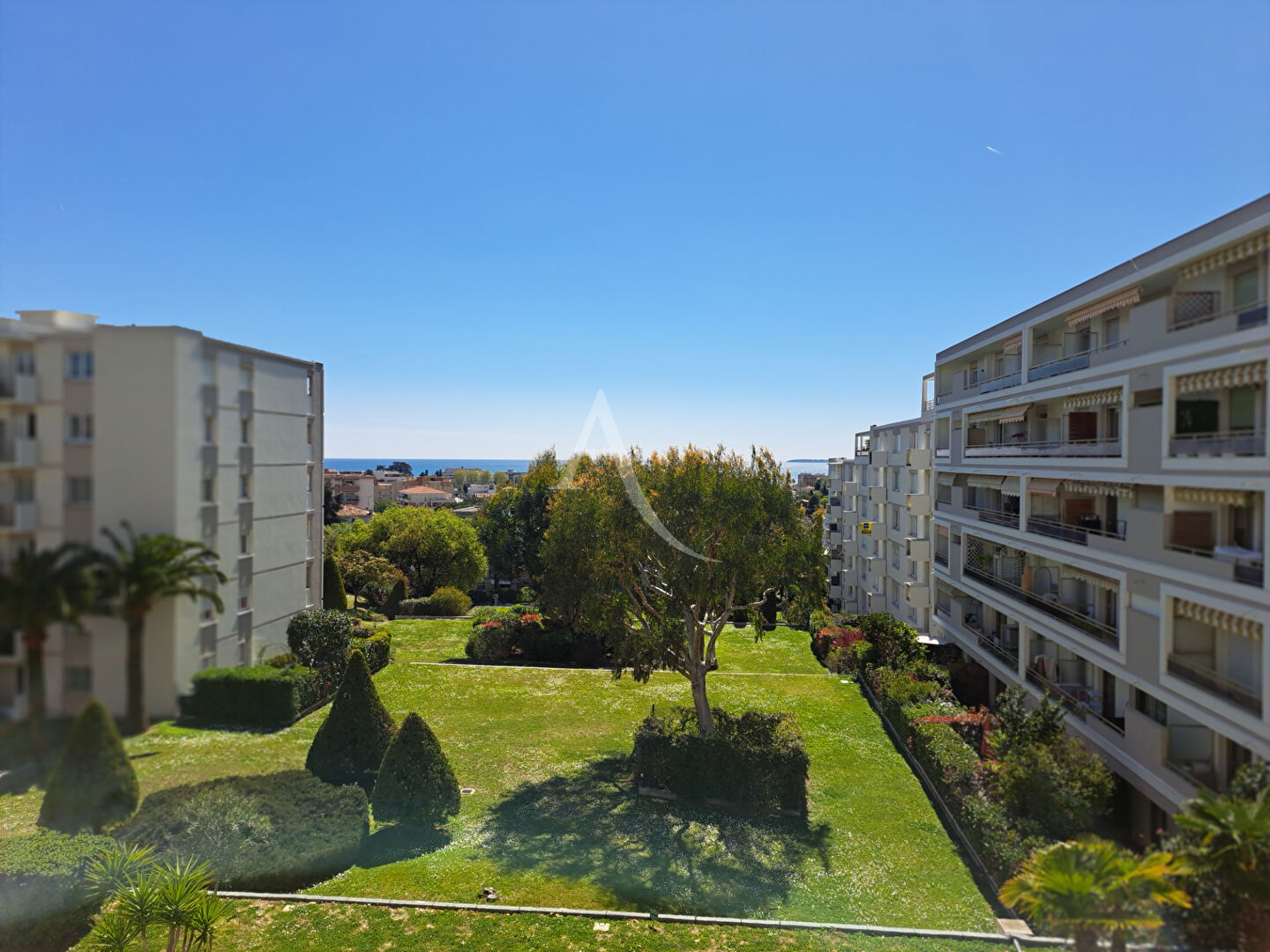 Agence immobilière de L'ADRESSE CABINET ROULLAND - L'Adresse Cagnes sur Mer