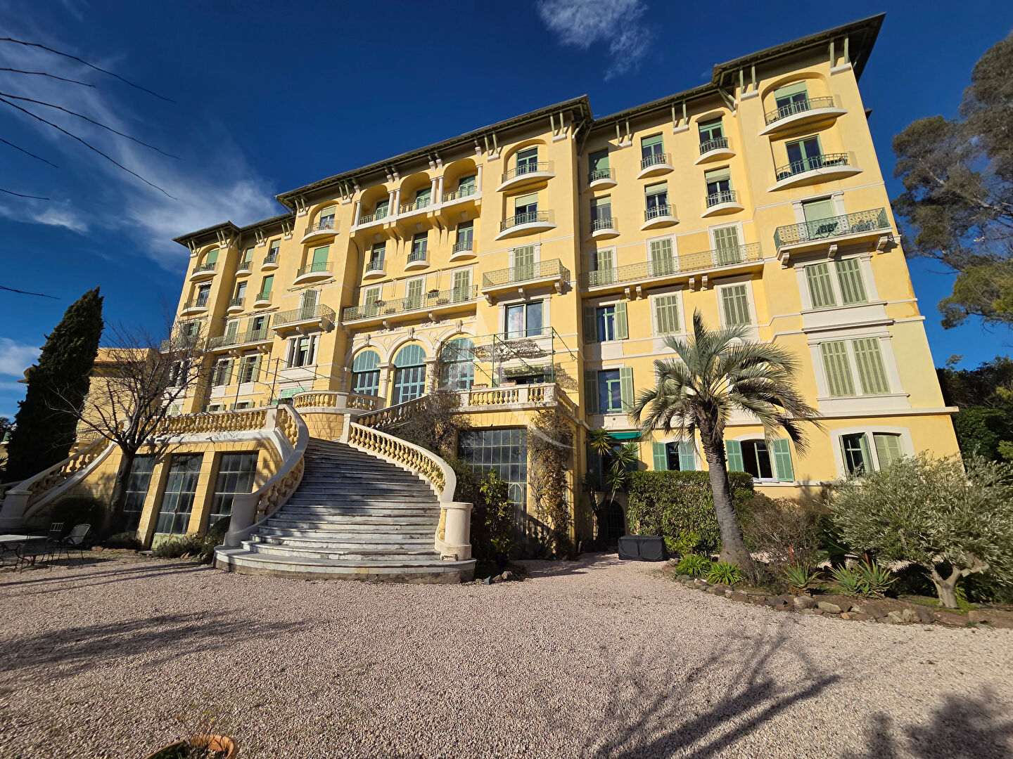 Agence immobilière de L'ADRESSE Cabinet Roulland
