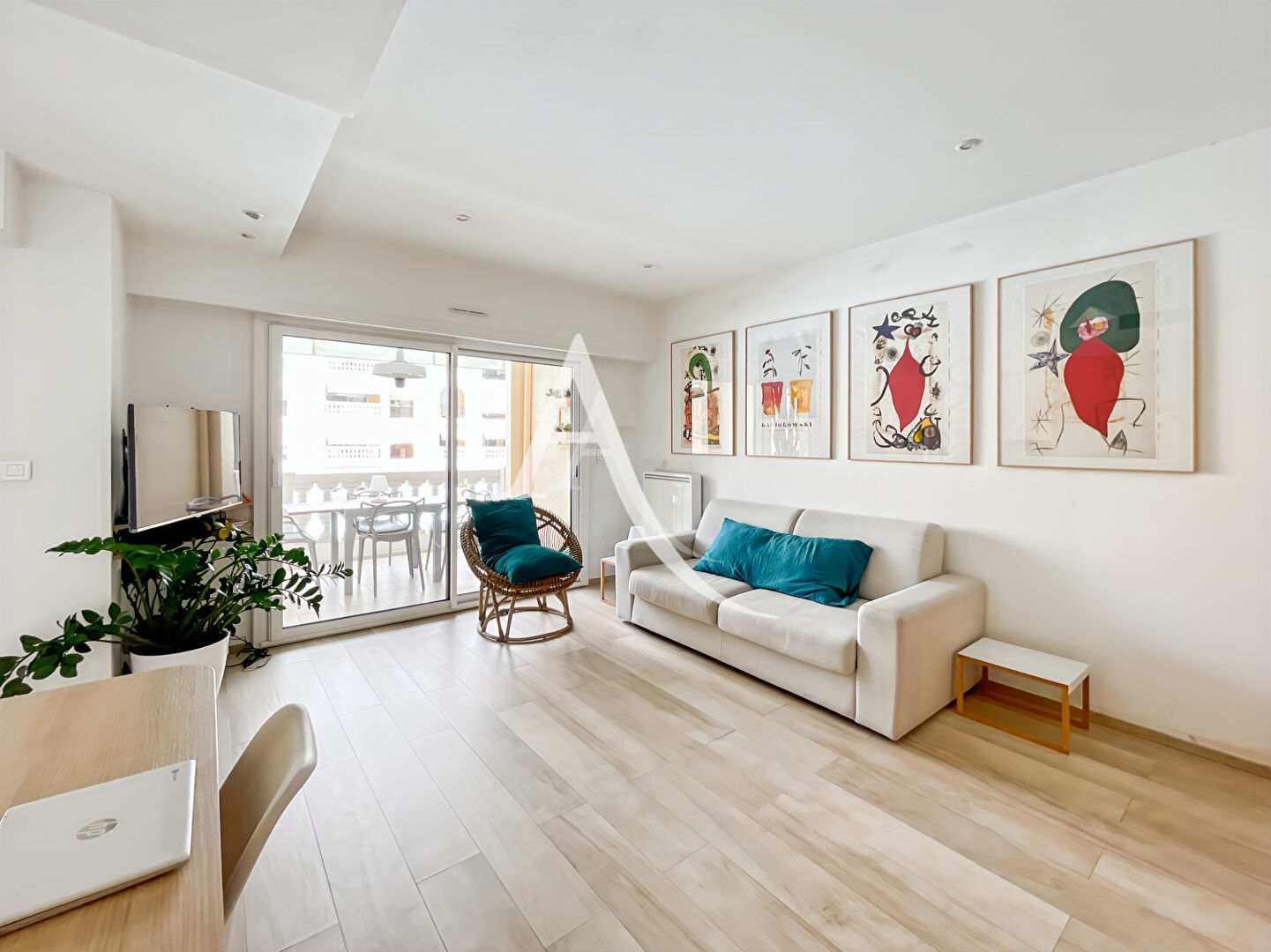 Photo Studio 30 m2 avec terrasse et accès piscine - Le Cannet image 3/6