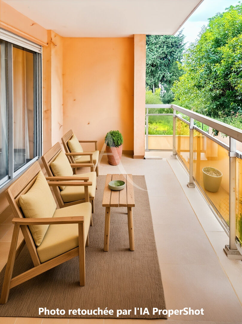 LE CANNET  Appartement  2 pièces 45m² avec terrasse, garage, cave et piscine ? Quartier Les Moulieres