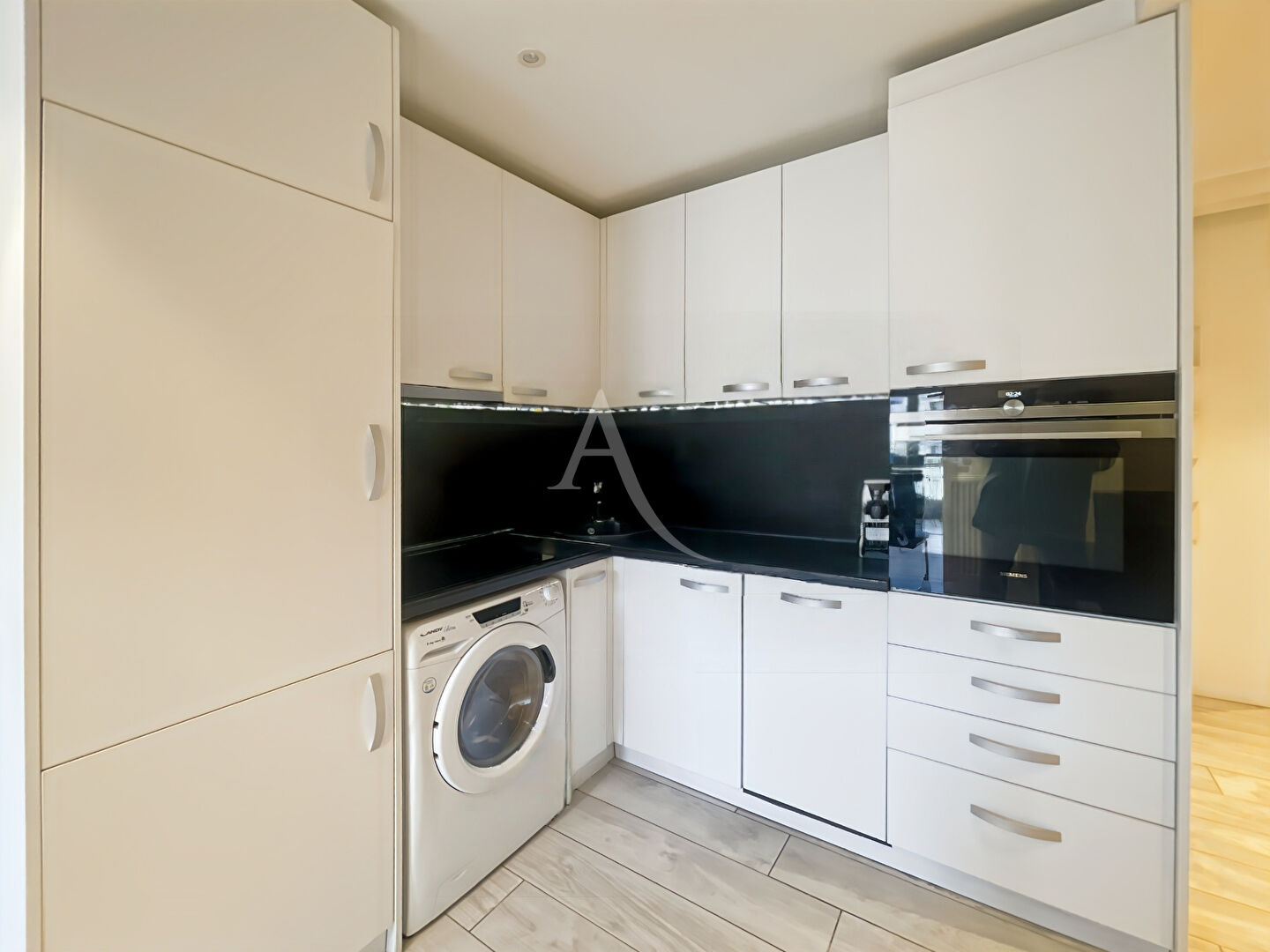 Photo Appartement Cannes 3 pièces 51.89 m² - Proche Plages - Croisette image 3/6