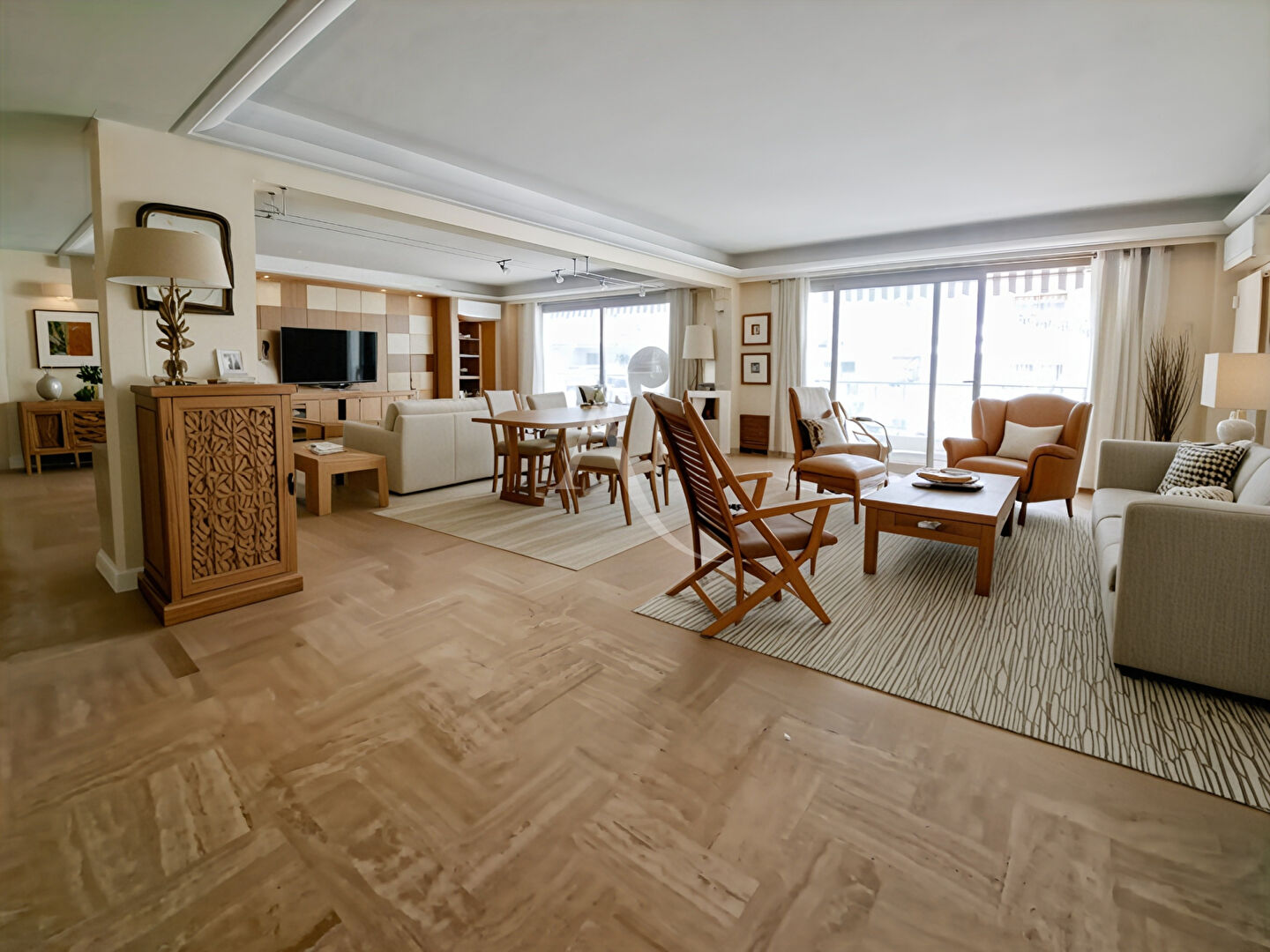 Appartement Cannes 4/5 pièces 173 m² - Basse Californie - Plages - Croisette  -  Parking et Caves
