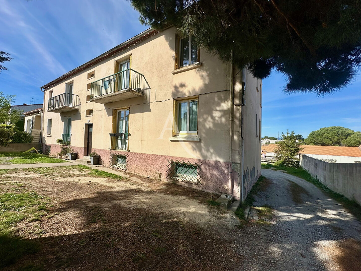 Agence immobilière de L'Adresse   COLUMBO IMMOBILIER - L'ADRESSE  COLUMBO IMMOBILIER