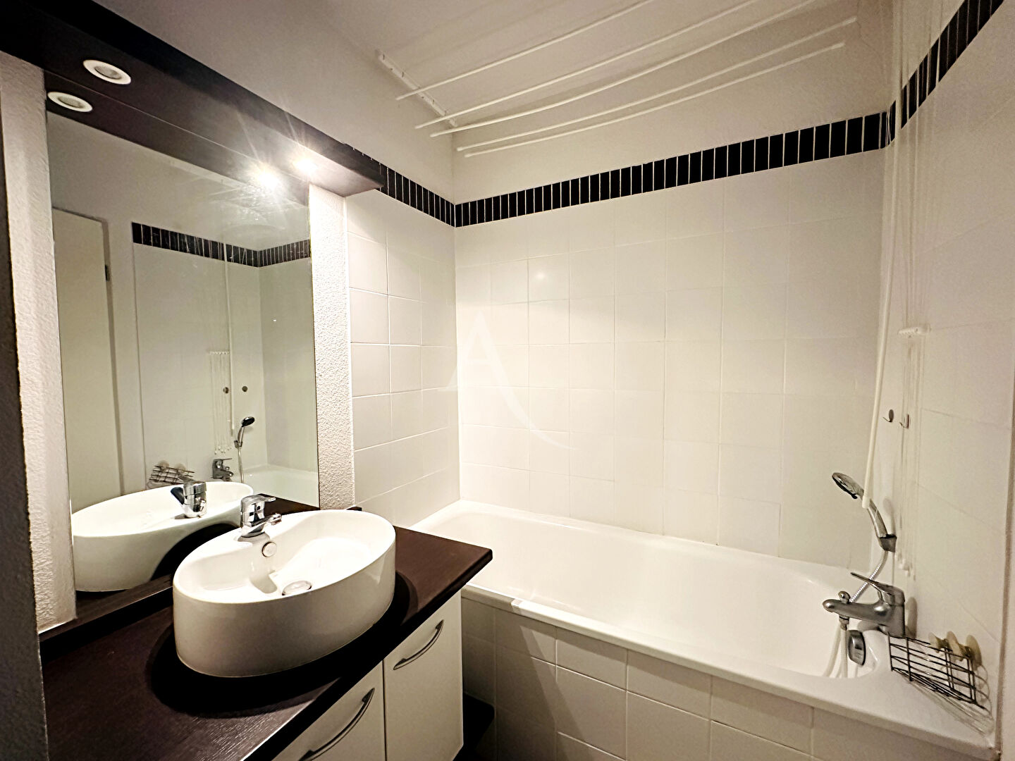 Photo CARCASSONNE DOMAINE DE NORE APPARTEMENT MEUBLE image 6/6