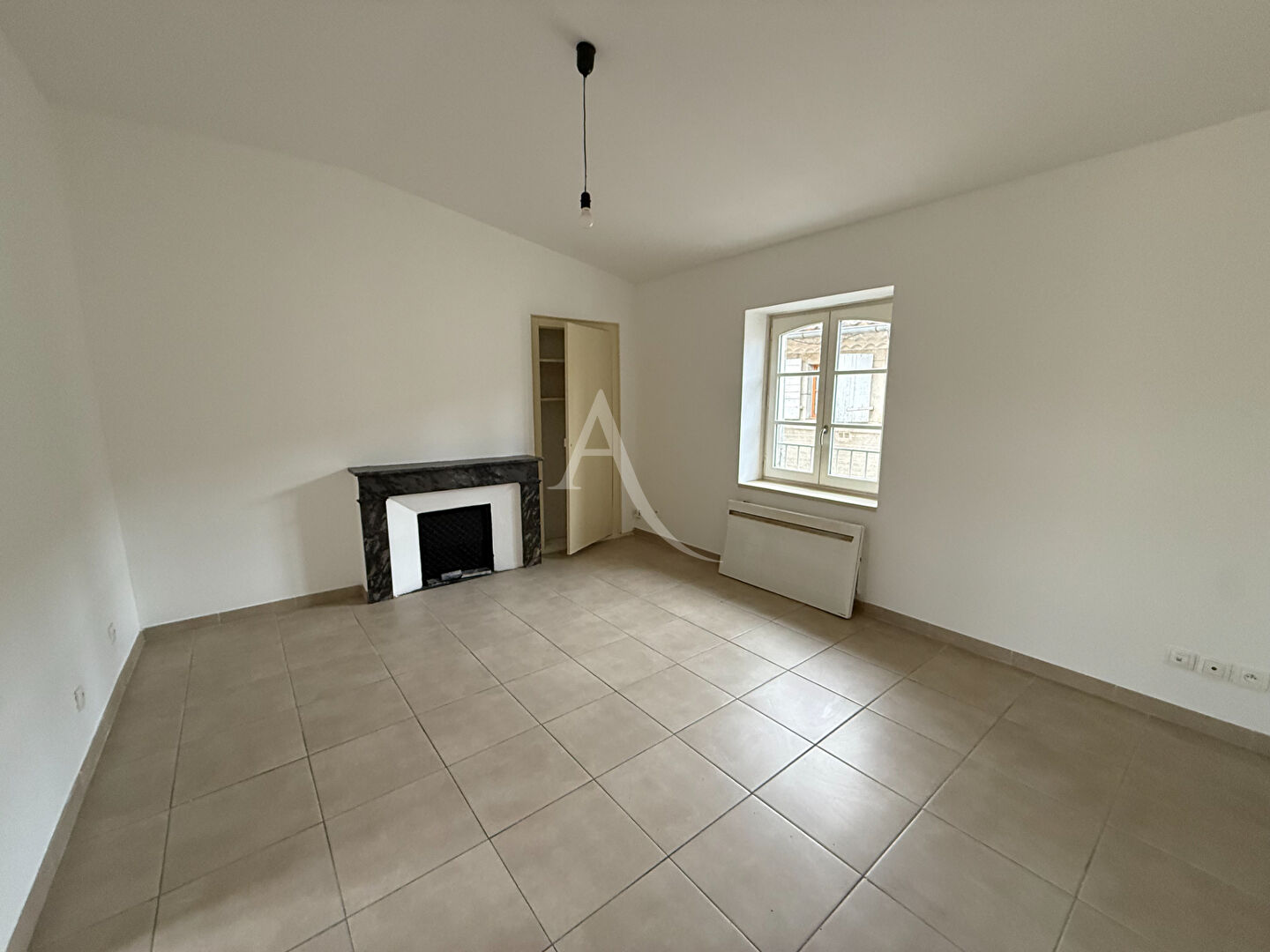 Photo APPARTEMENT EN CENTRE VILLE AVEC 2 CHAMBRES image 3/6