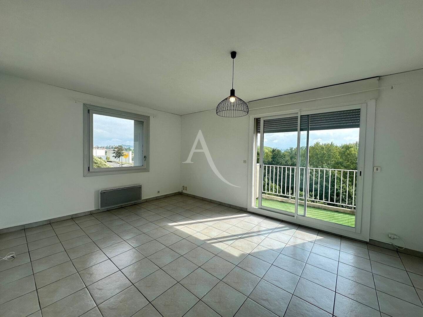 Agence immobilière de L'Adresse   COLUMBO IMMOBILIER - L'ADRESSE  COLUMBO IMMOBILIER