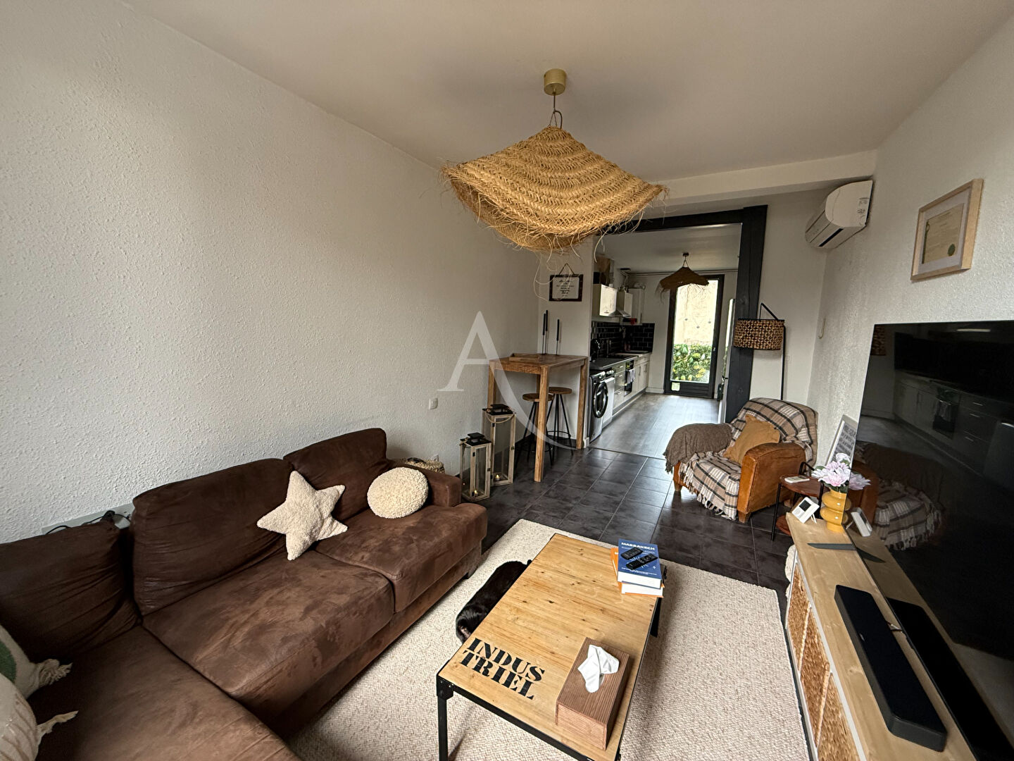 Agence immobilière de L'Adresse   COLUMBO IMMOBILIER - L'ADRESSE  COLUMBO IMMOBILIER