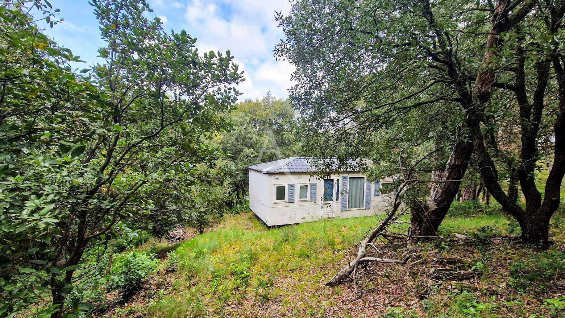 Terrain constructible à Palaja proche CARCASSONNE