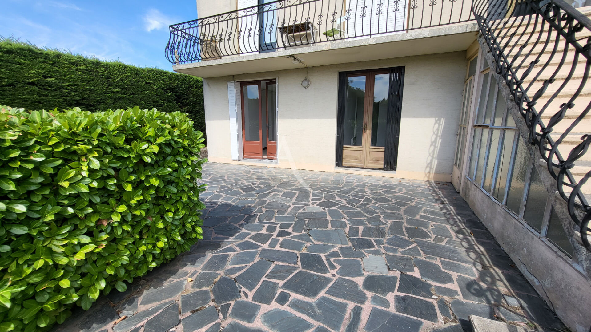 Agence immobilière de L'Adresse   COLUMBO IMMOBILIER - L'ADRESSE  COLUMBO IMMOBILIER