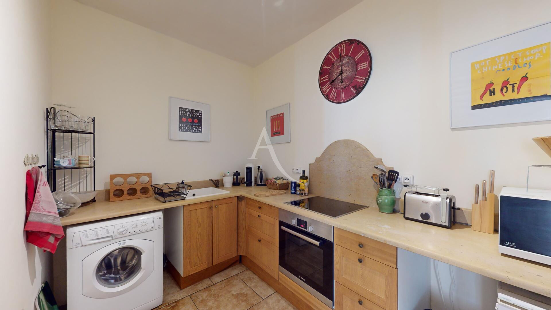 Photo Immeuble Carcassonne : 1 local + 3 appartements T2 image 2/6