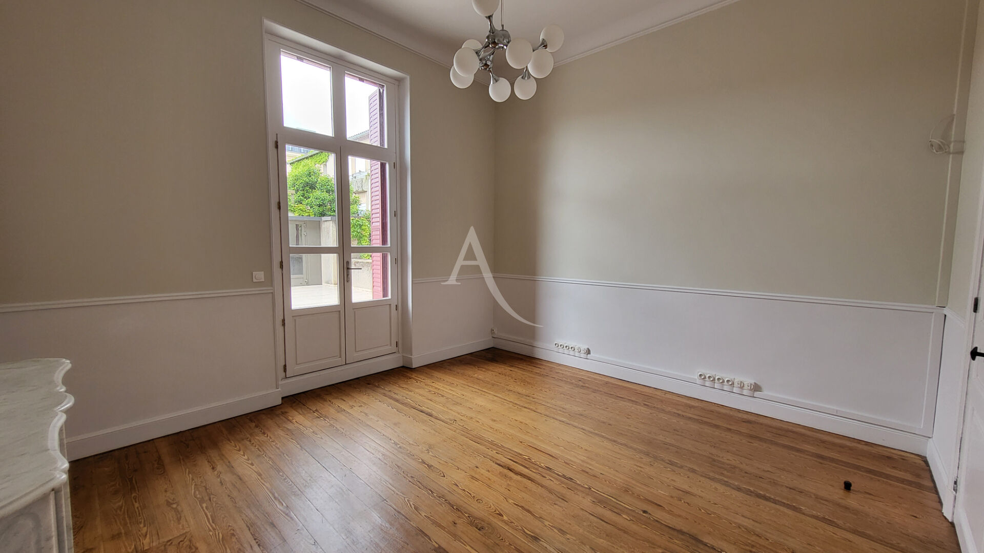 Photo BUREAU CLIMATISE A LOUER FACE A LA GARE CARCASSONNE image 2/5