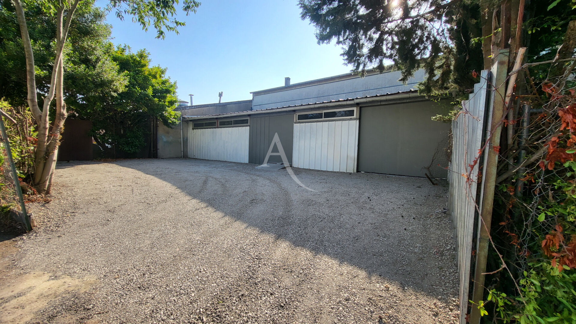 Photo LOCAL ZONE POINTE FERRAND CARCASSONNE image 1/5