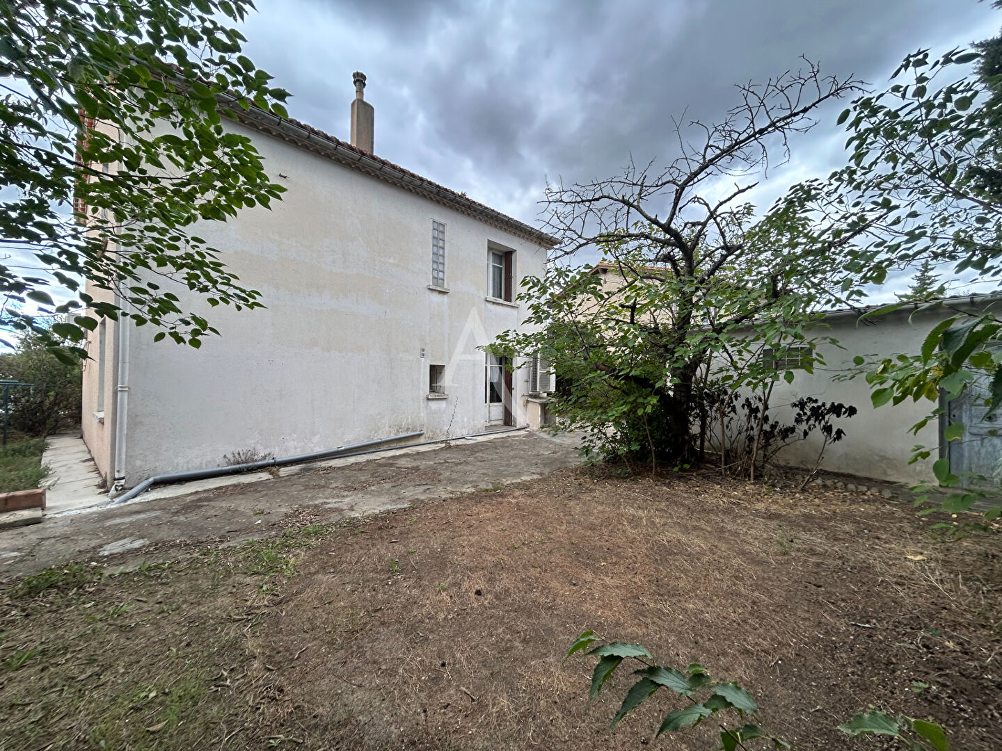 Photo Maison avec jardin et garage proche de CARCASSONNE. image 1/6