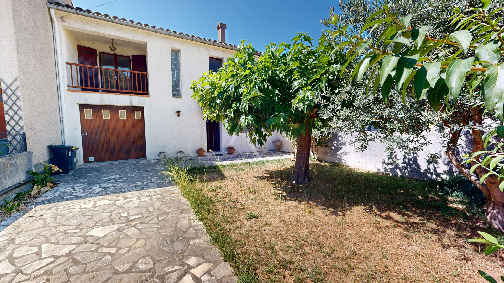Agence immobilière de L'Adresse   COLUMBO IMMOBILIER - L'ADRESSE  COLUMBO IMMOBILIER
