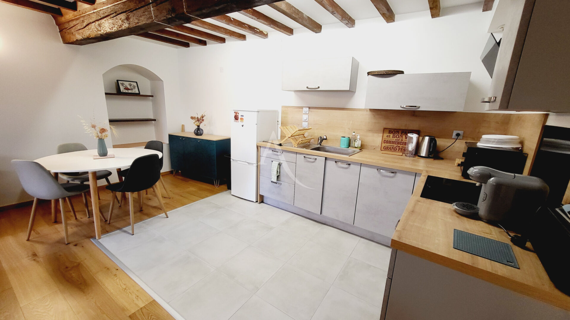 Photo MAISON MEUBLEE A VILLEGAILHENC image 2/6