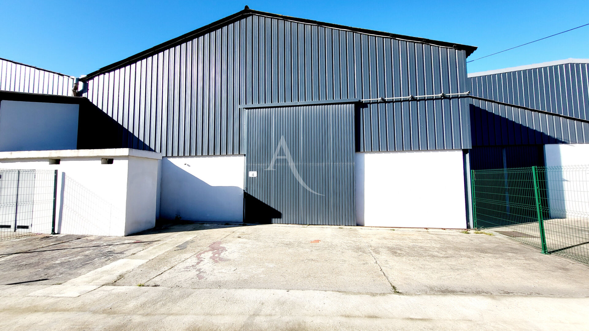 Entrepôt / local industriel Carcassonne 1040 m2