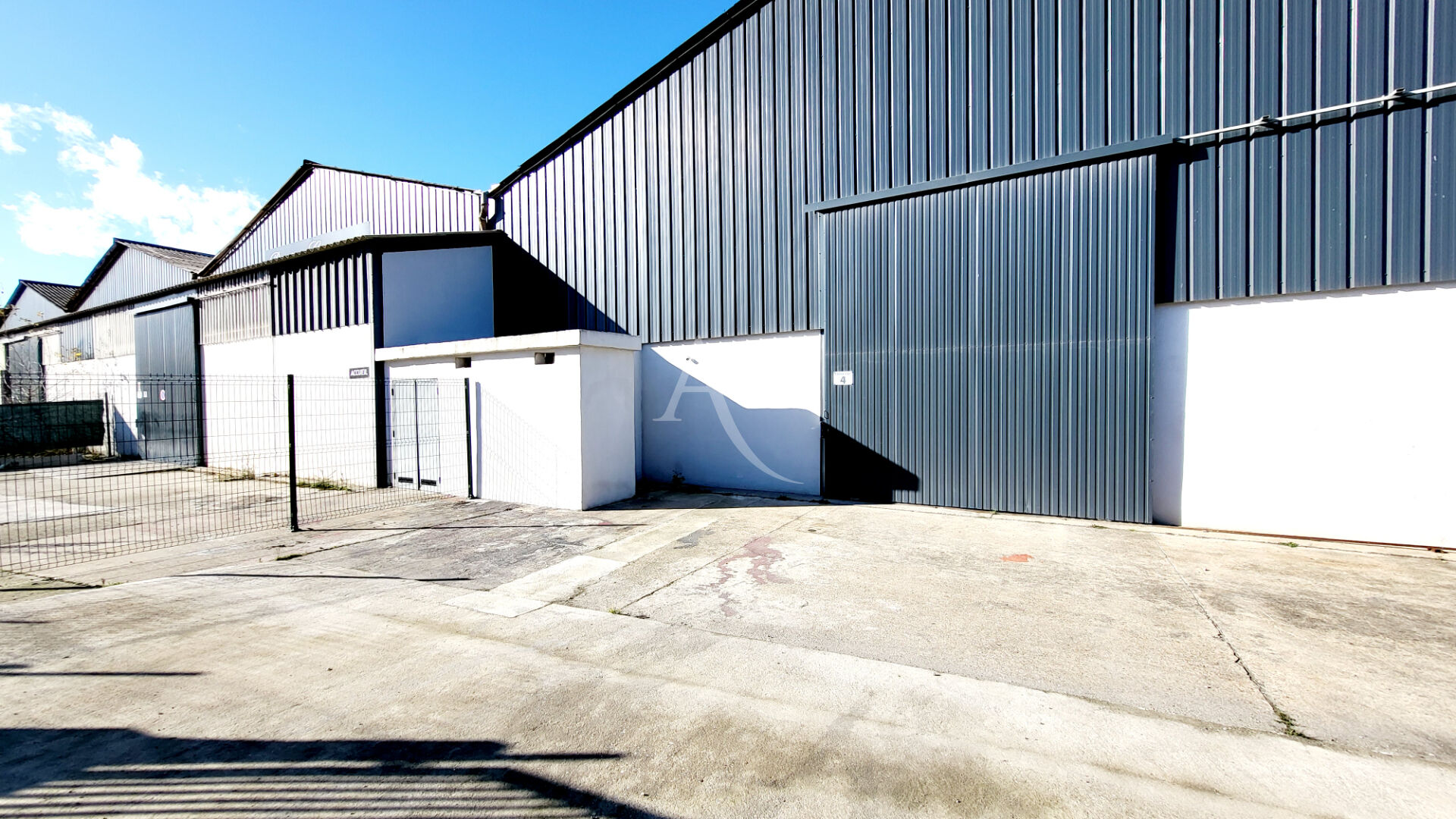 Photo Entrepôt / local industriel Carcassonne 1040 m2 image 2/5