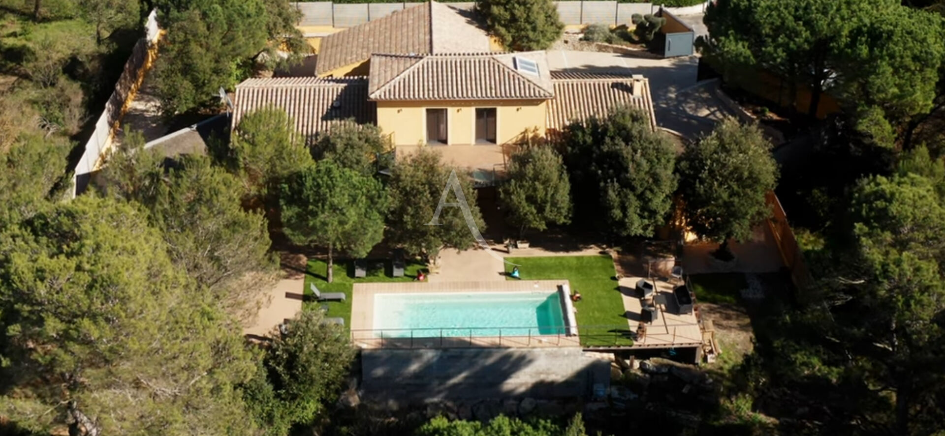 Villa prestigieuse proche de Carcassonne