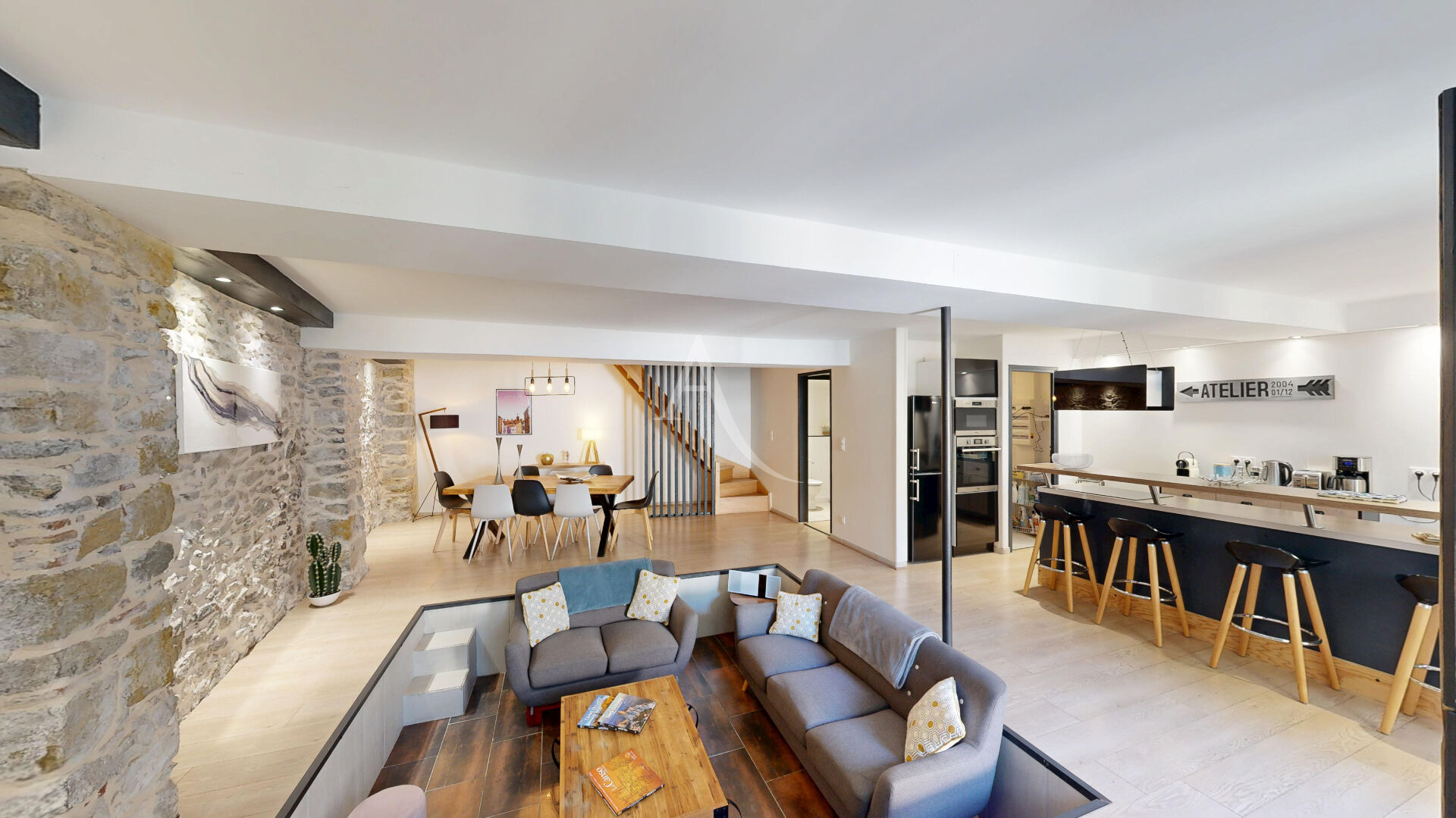 Agence immobilière de L'Adresse   COLUMBO IMMOBILIER - L'ADRESSE  COLUMBO IMMOBILIER