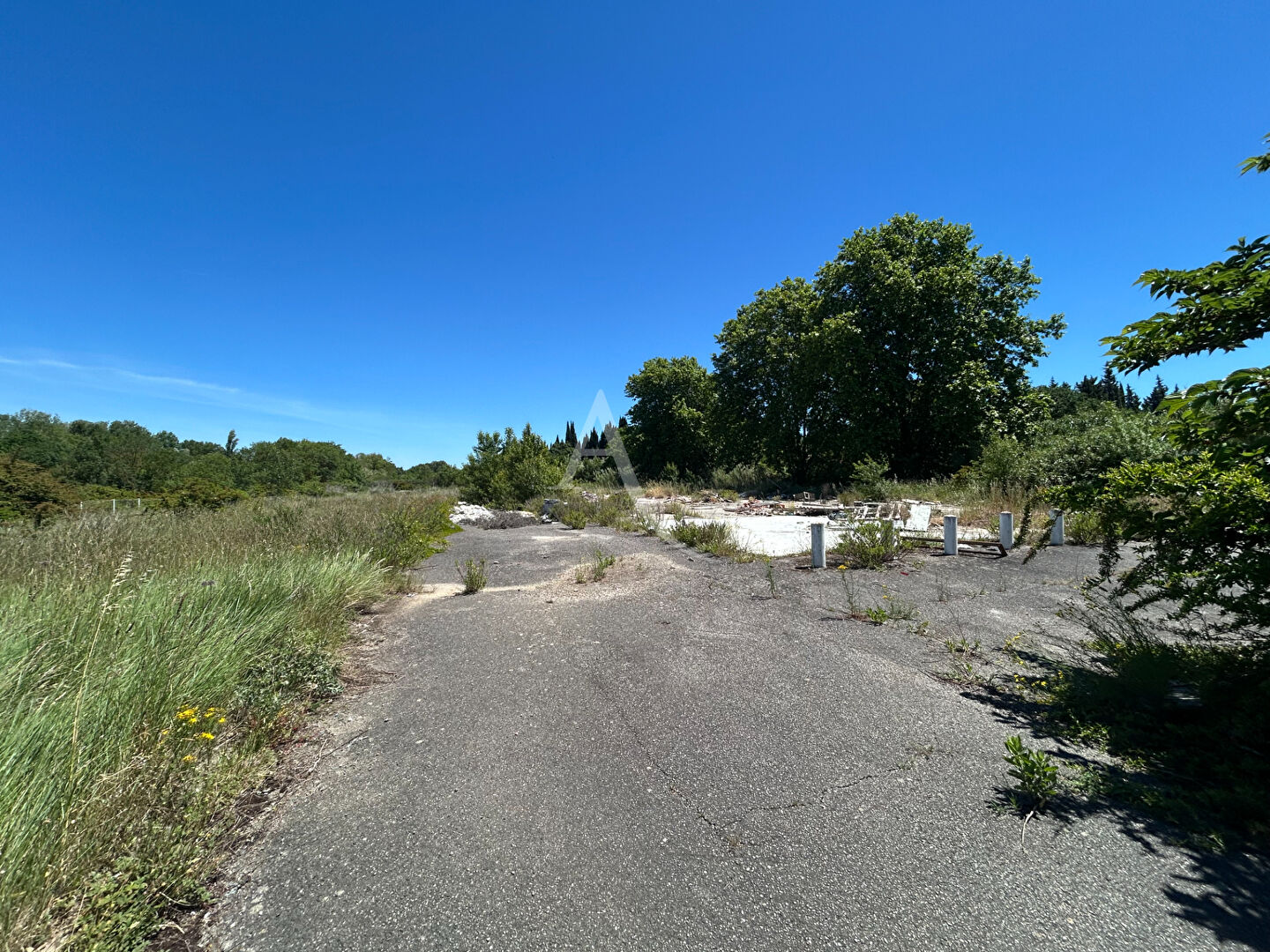 Terrain en zone artisanale