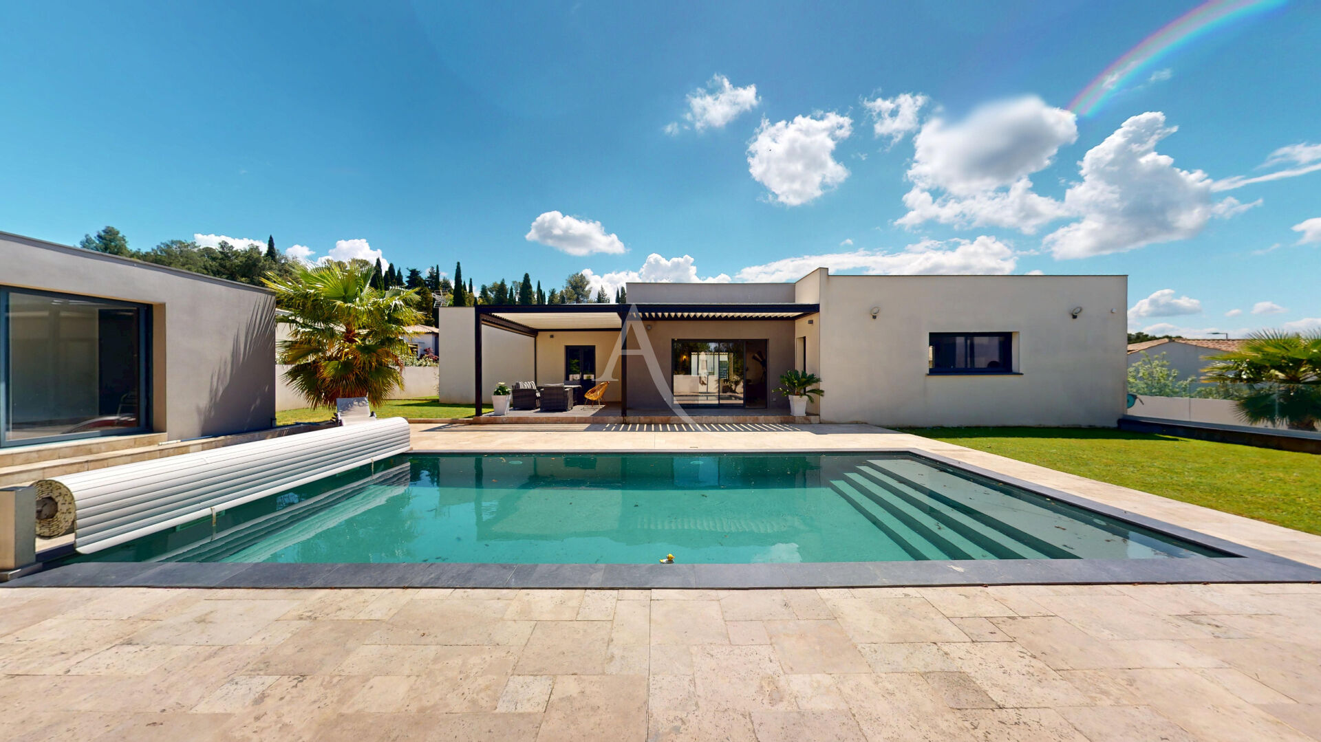 Photo Maison Moderne à Palaja, à proximité de Carcassonne avec piscine image 1/6