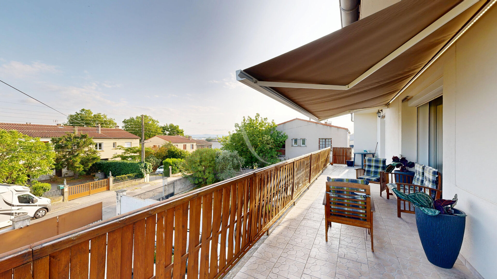 Agence immobilière de L'Adresse   COLUMBO IMMOBILIER - L'ADRESSE  COLUMBO IMMOBILIER