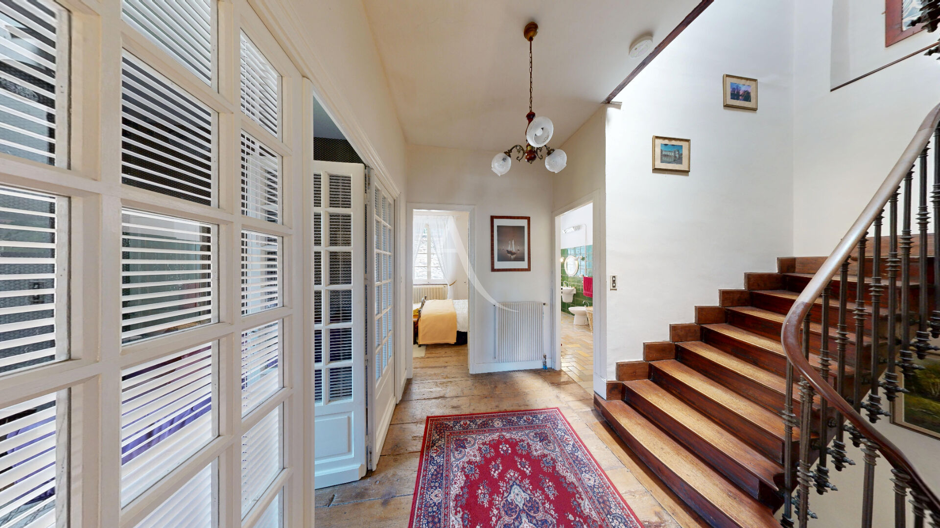 Photo Cuxac Cabardes, Grande maison de village Ancienne pharmacie image 5/6