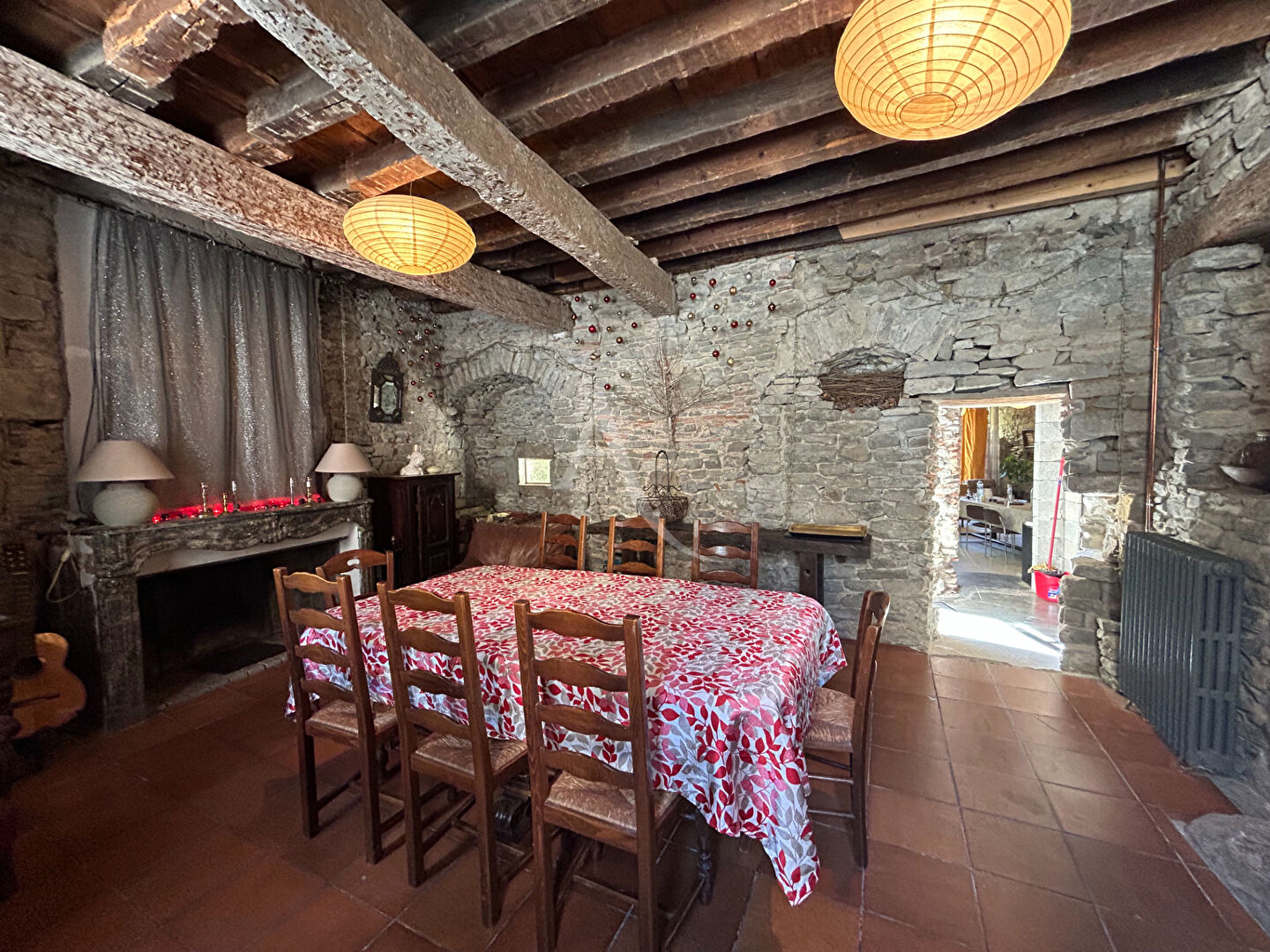 Photo Charmante maison en pierre avec cour proche Carcassonne image 5/6