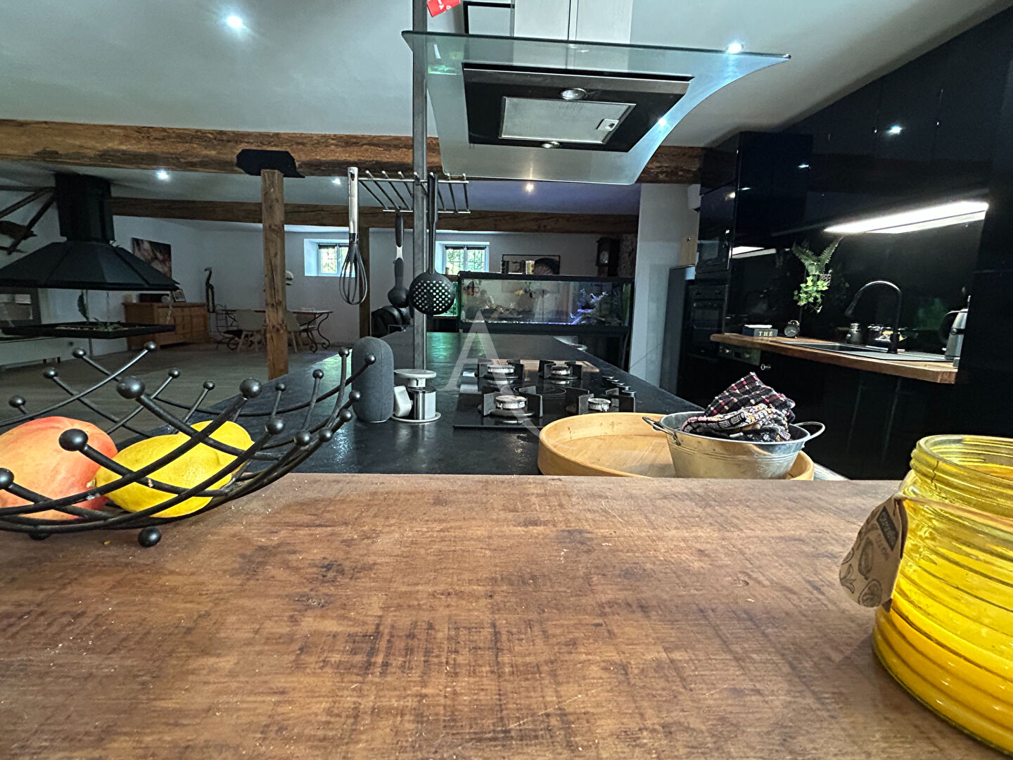 Photo À vendre : superbe domaine rénové au coeur du village !  Porche de Carcassonne image 5/6