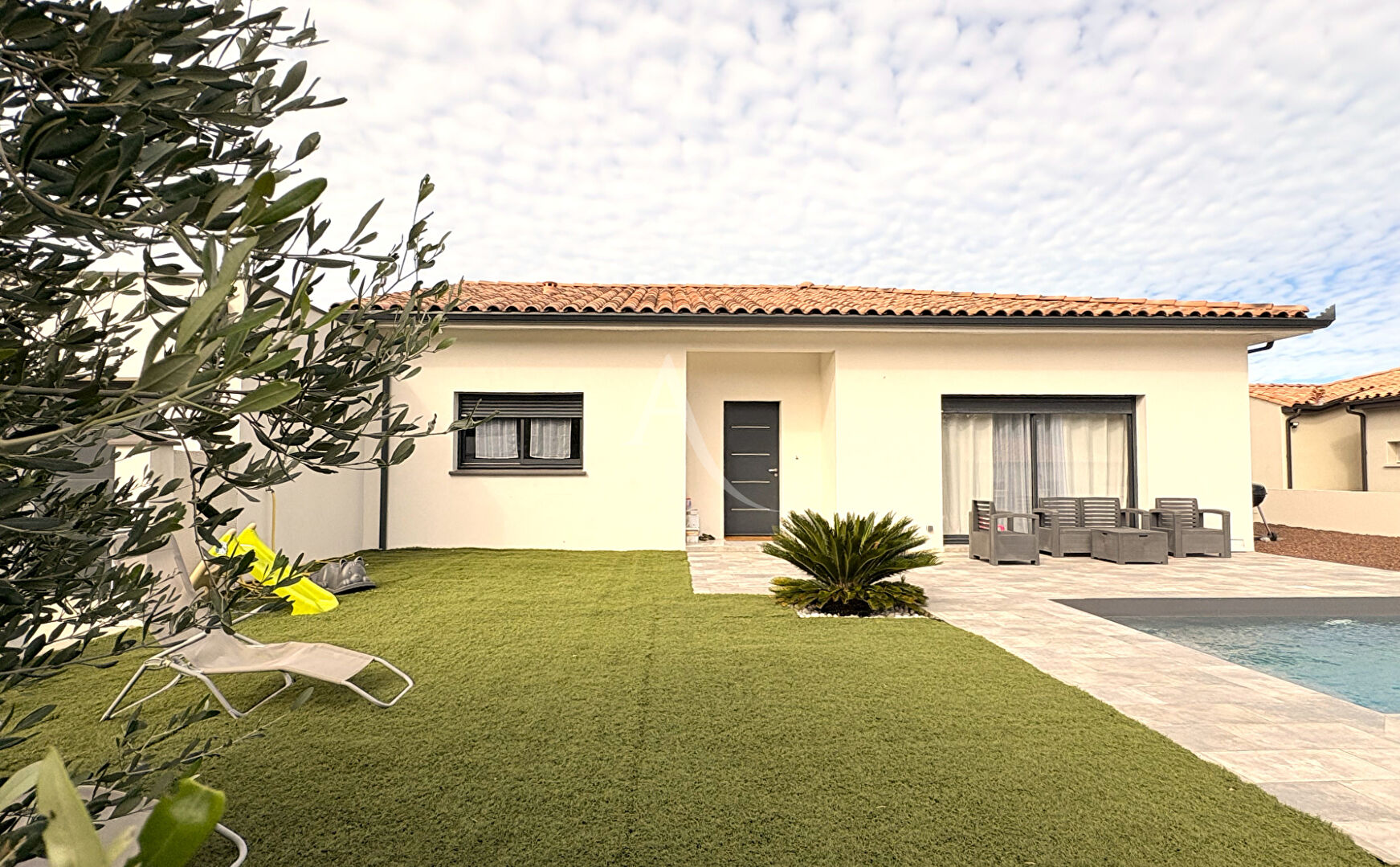 Agence immobilière de L'Adresse   COLUMBO IMMOBILIER - L'ADRESSE  COLUMBO IMMOBILIER