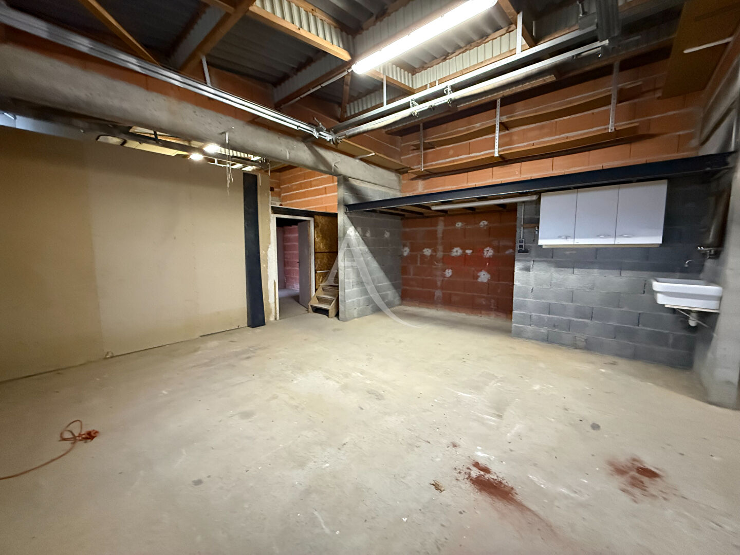 Photo LOCAL COMMERCIAL A CAZILHAC image 3/6