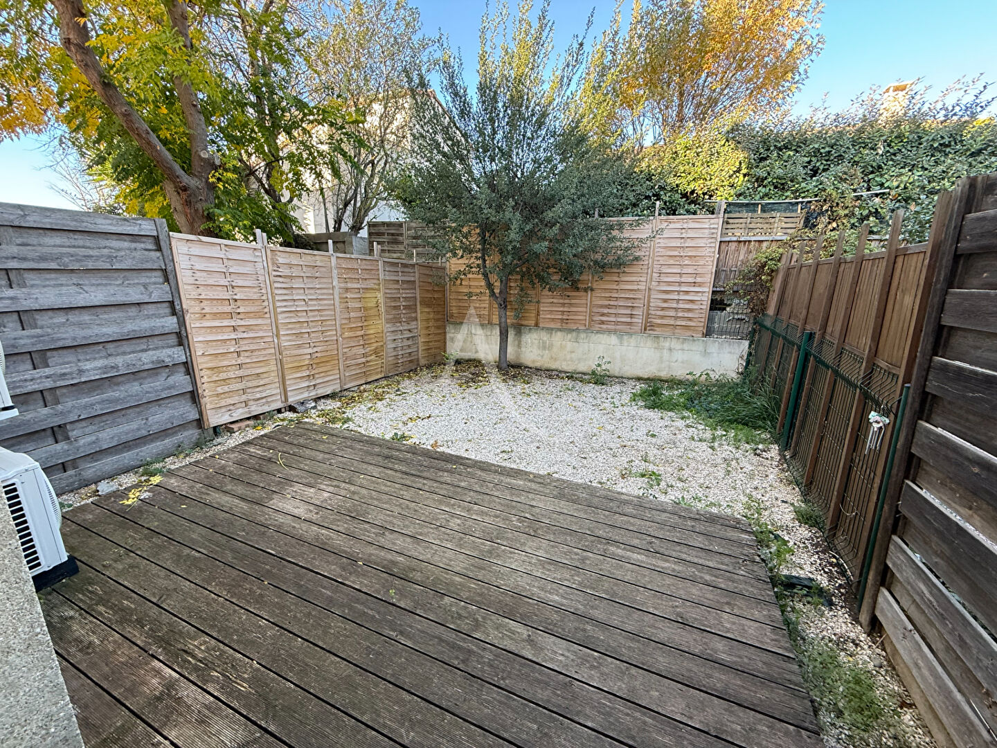 Photo MAISON 2 CHAMBRES AVEC GARAGE ET JARDIN A LEZIGNAN image 3/6